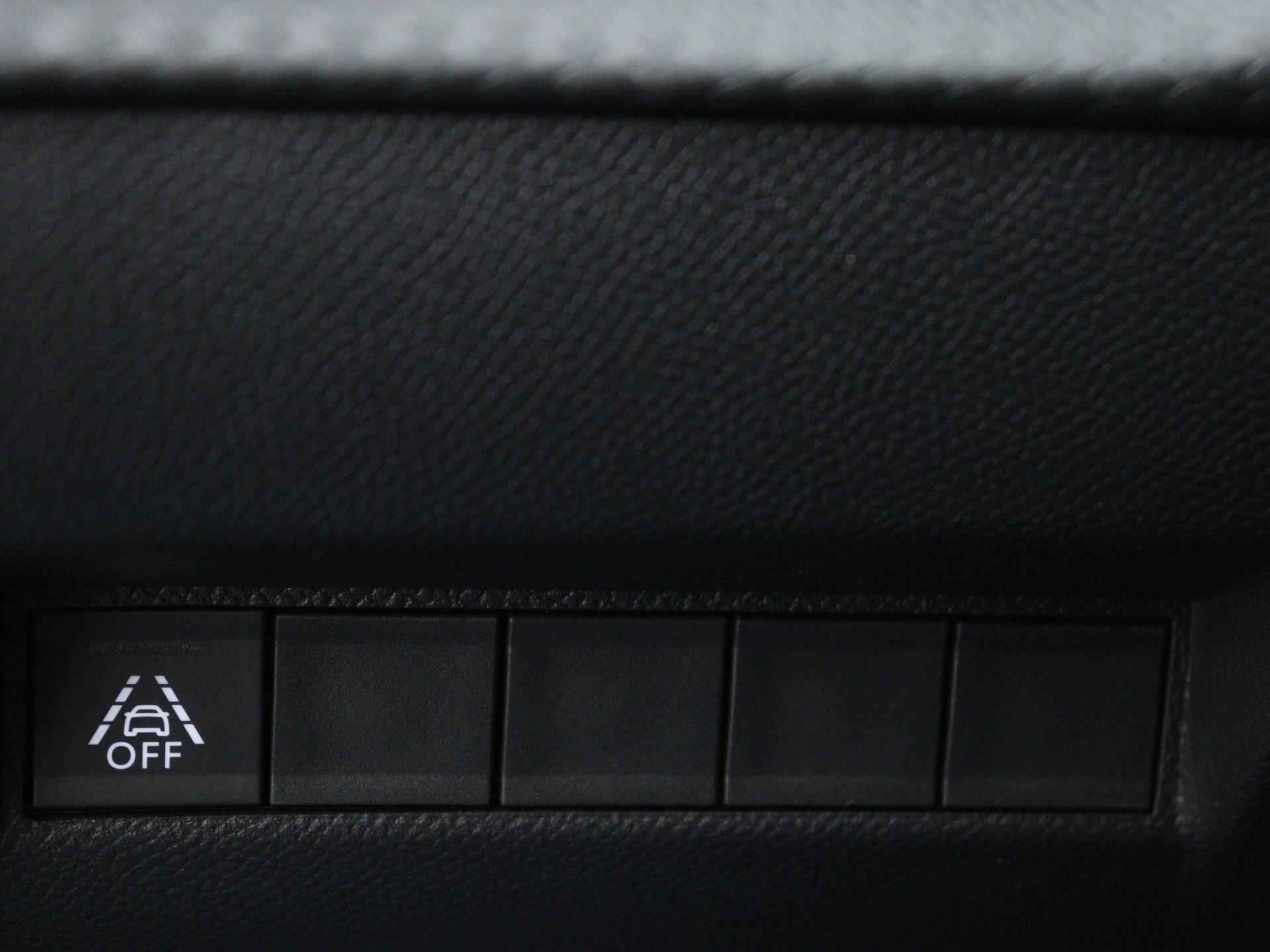 Peugeot e-208 EV 50 kWh GT 136pk Automaat | Navigatie | Dodehoek Detectie | Parkeersensoren Voor/ Achter | Licht Metalen Velgen 17" | Voorstoelen Verwarmd - 25/40