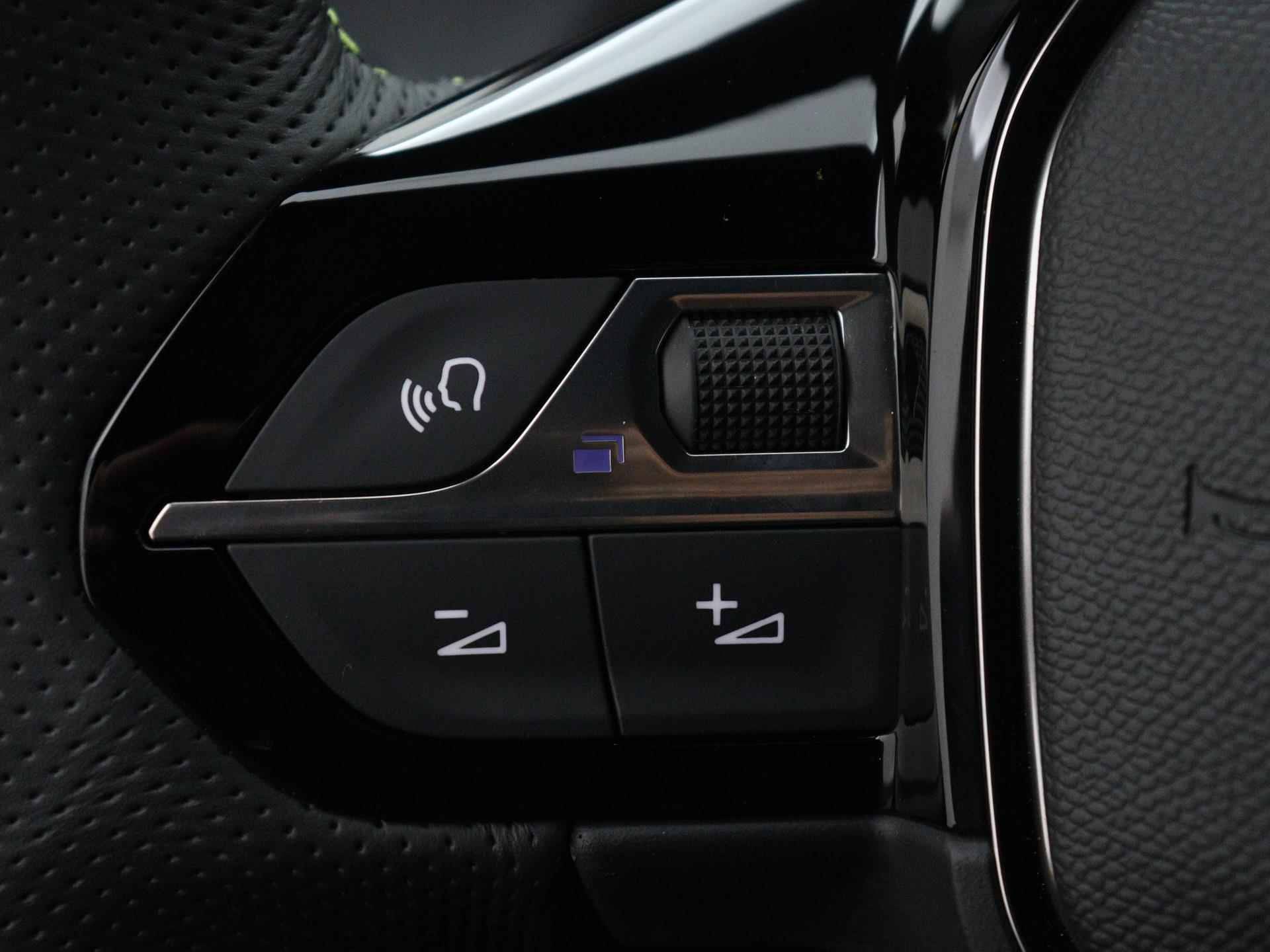 Peugeot e-208 EV 50 kWh GT 136pk Automaat | Navigatie | Dodehoek Detectie | Parkeersensoren Voor/ Achter | Licht Metalen Velgen 17" | Voorstoelen Verwarmd - 26/40