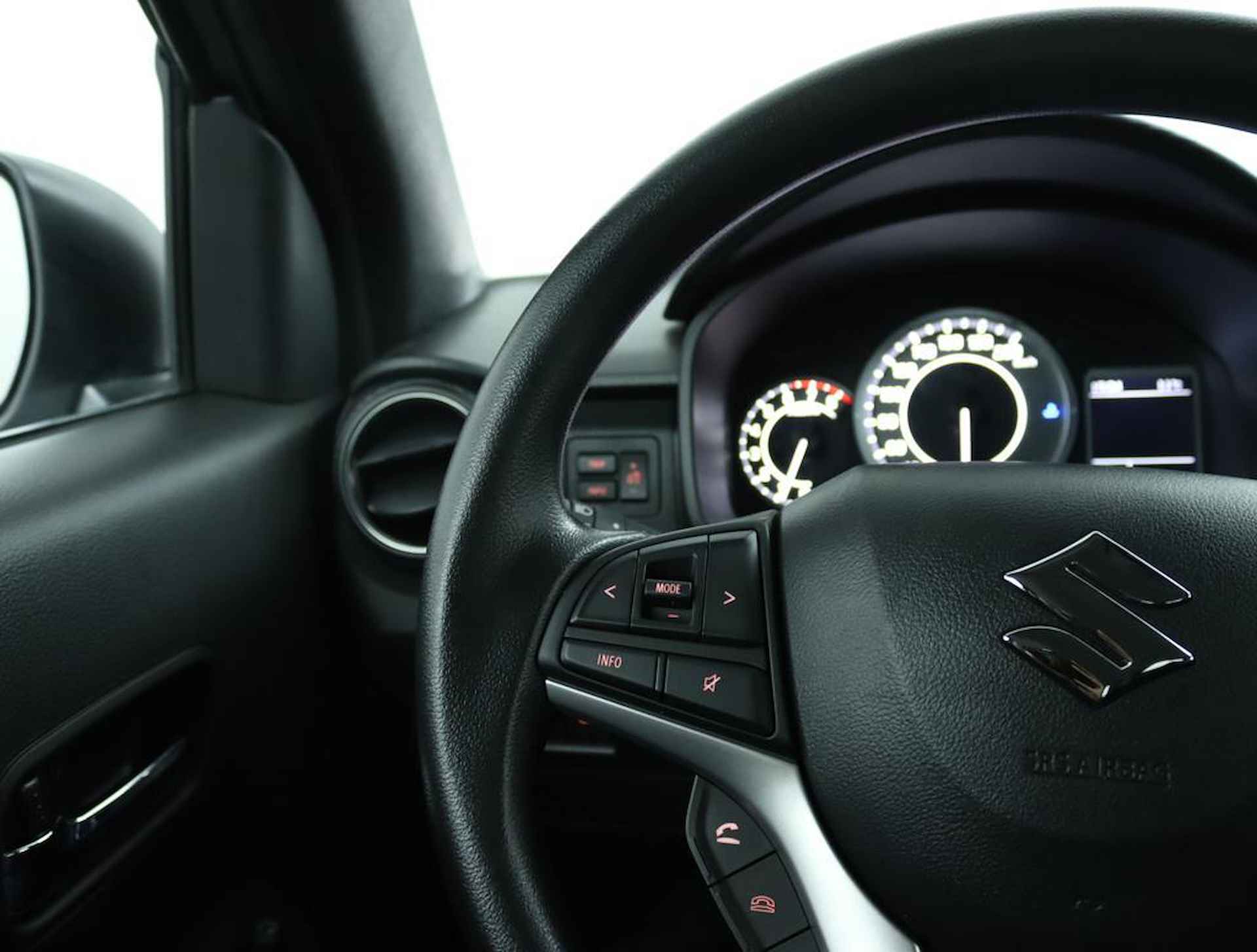 Suzuki Ignis 1.2 Smart Hybrid Select | Airco | Camera | Apple car play, Android auto | Suzuki safety system | Stoelverwarming | - 19/51