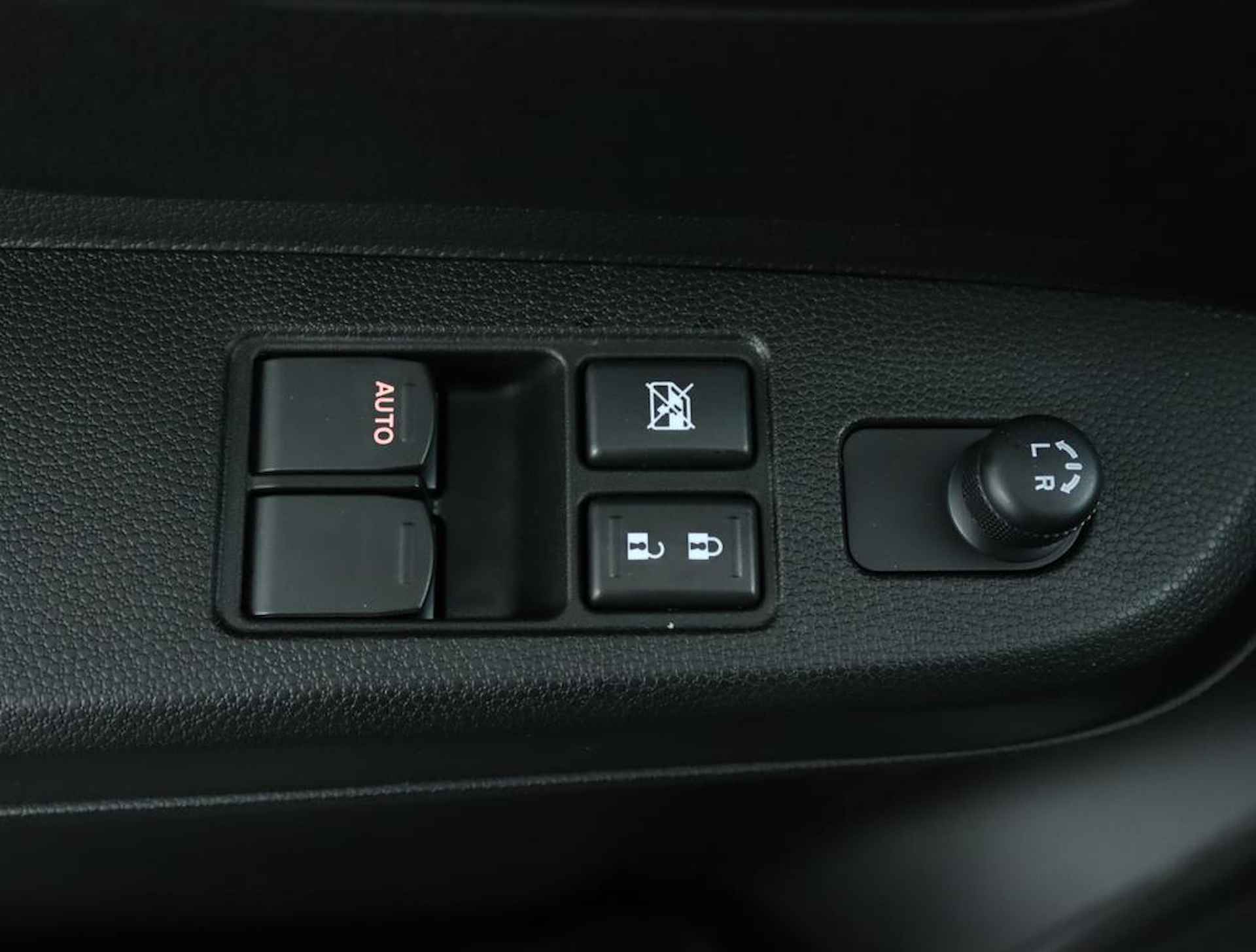 Suzuki Ignis 1.2 Smart Hybrid Select | Airco | Camera | Apple car play, Android auto | Suzuki safety system | Stoelverwarming | - 27/51