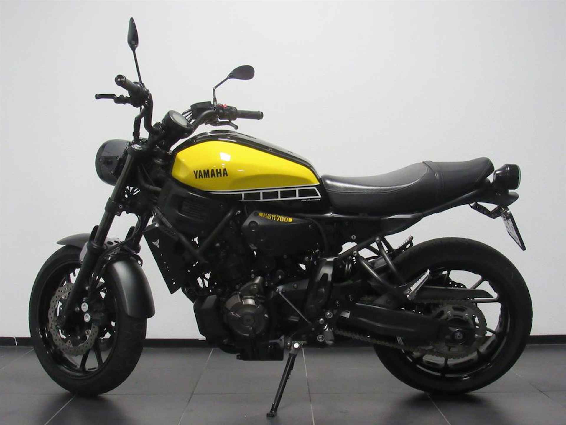 Yamaha XSR 700 ABS - 4/14