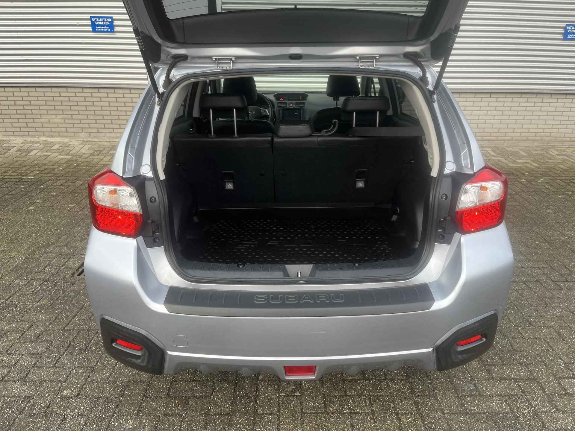 Subaru XV 1.6i Premium AWD | Apple & Android auto | Leer | Open dak | All seasonbanden - 12/37