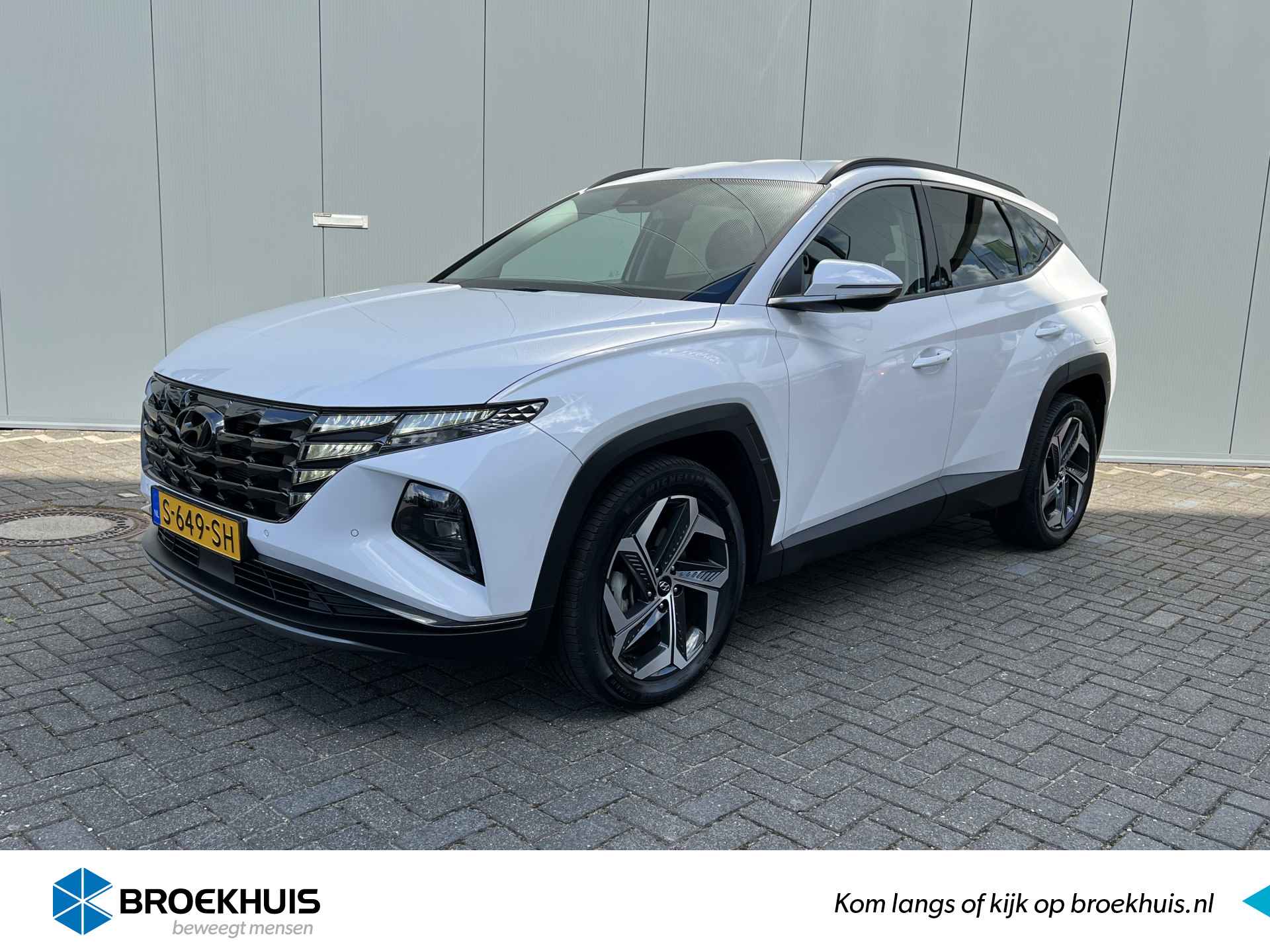 Hyundai Tucson 1.6 T-GDI PHEV 265pk Comfort Smart Automaat | Climata | Camera | Carplay | Keyless | Trekhaak | Navigatie | Full - Led | Elek. K - 1/30