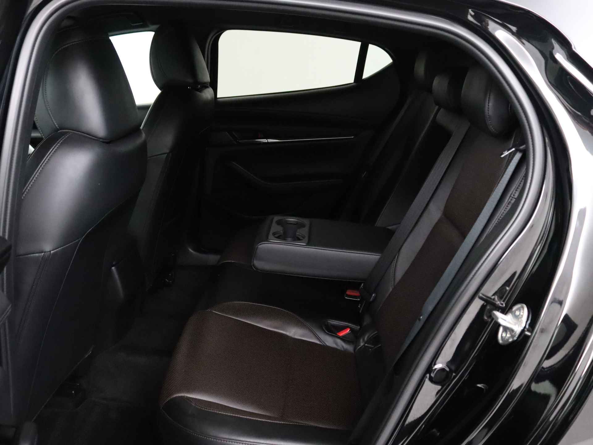 Mazda 3 2.0 e-SkyActiv-X M Hybrid 186 Luxury | i-Activesense Pack | Bose | - 20/40