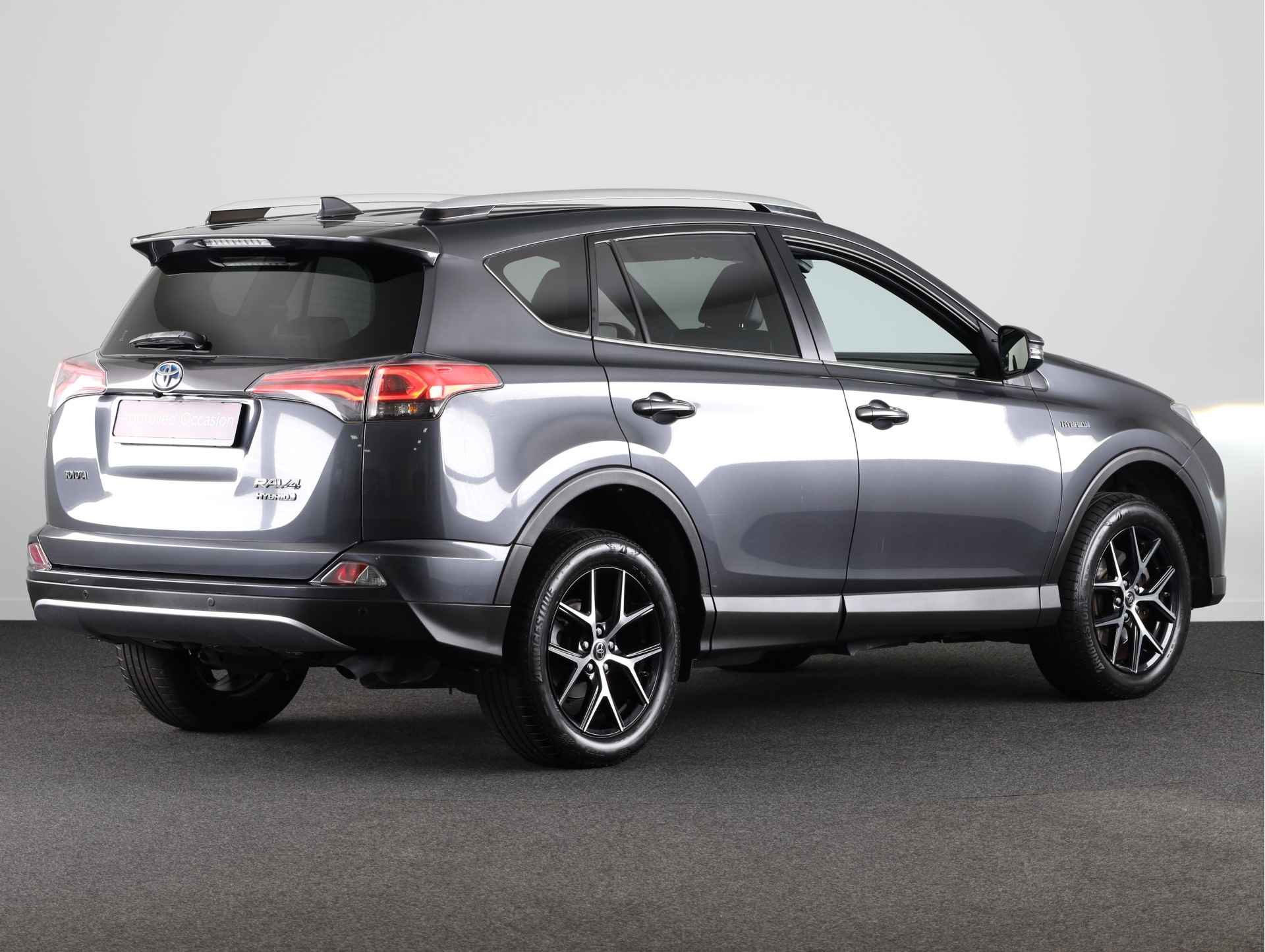 Toyota RAV4 2.5 Hybrid Style Limited | Navigatie | Stoelverwarming | Elek Kofferklep | - 2/41