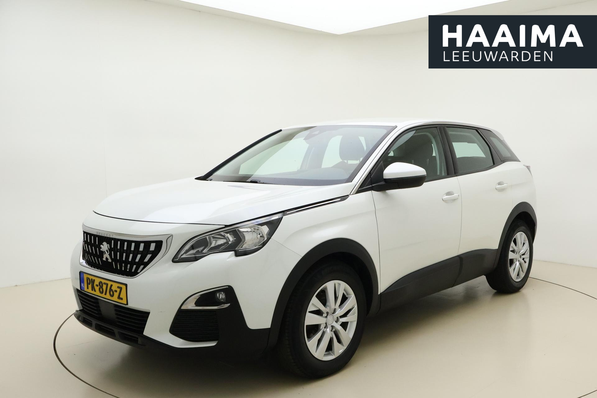 Peugeot 3008 1.2 PureTech Blue Lease Executive 130 PK | Handgeschakeld | Trekhaak | Parkeersensor | Navigatie | Draadloze telefoonlader | Cruise Control | Climate Control | Licht metalen velgen