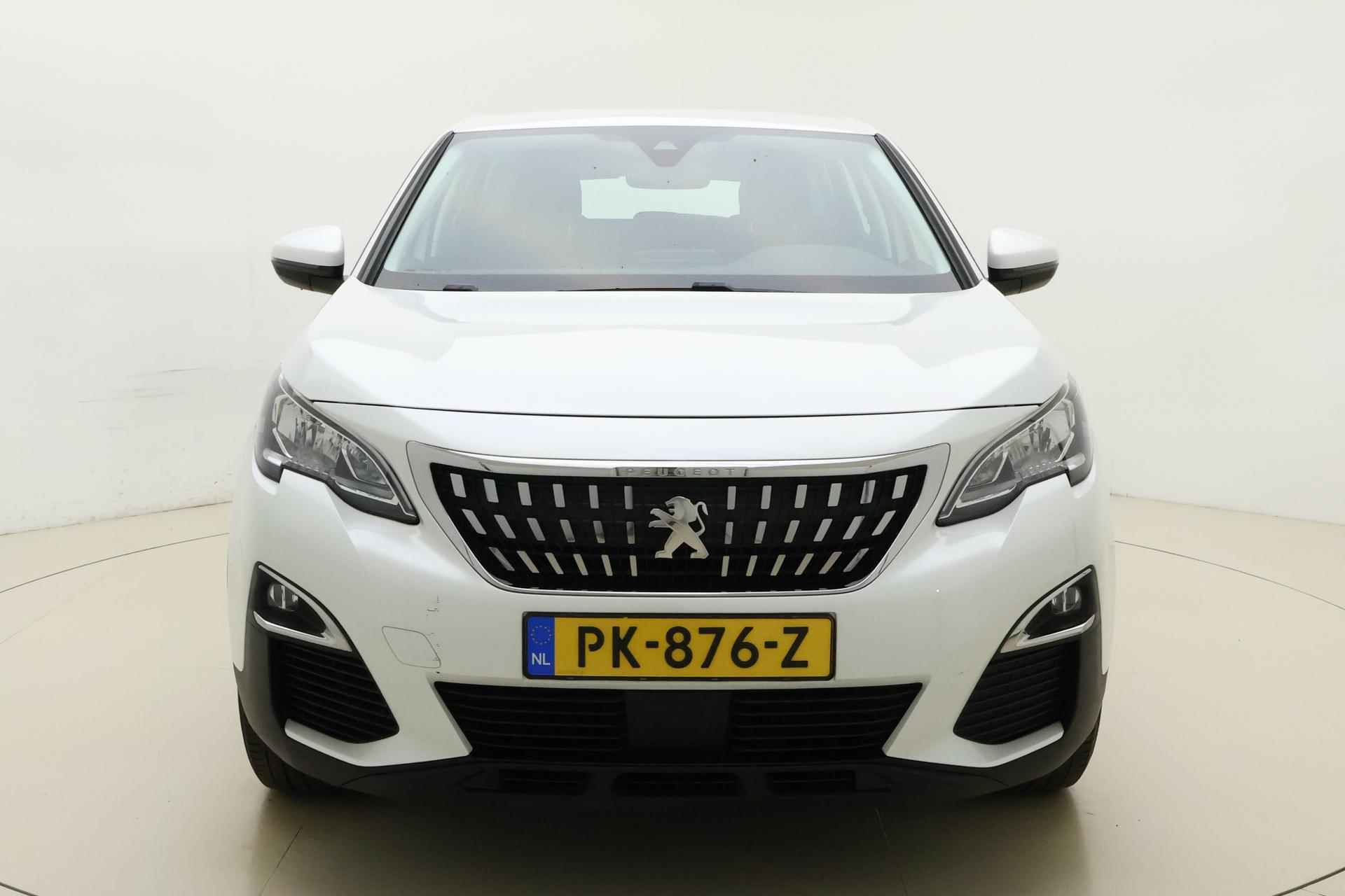 Peugeot 3008 1.2 PureTech Blue Lease Executive 130 PK | Handgeschakeld | Trekhaak | Parkeersensor | Navigatie | Draadloze telefoonlader | Cruise Control | Climate Control | Licht metalen velgen - 7/32