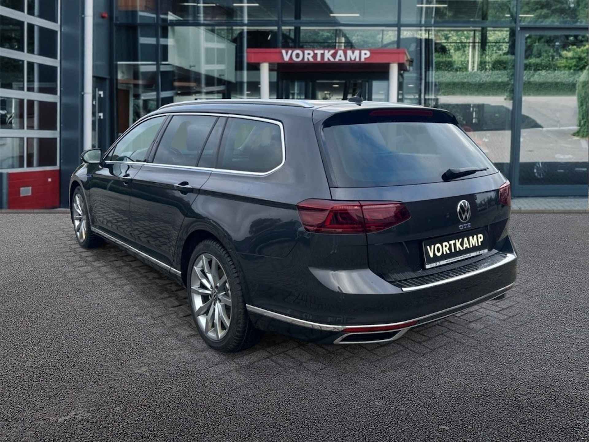 VOLKSWAGEN Passat Variant 1.4 TSI DSG GTE PANO-DAK/CAMERA/TREKHAAK/NAVI/ACC/STOELVERW - 7/28