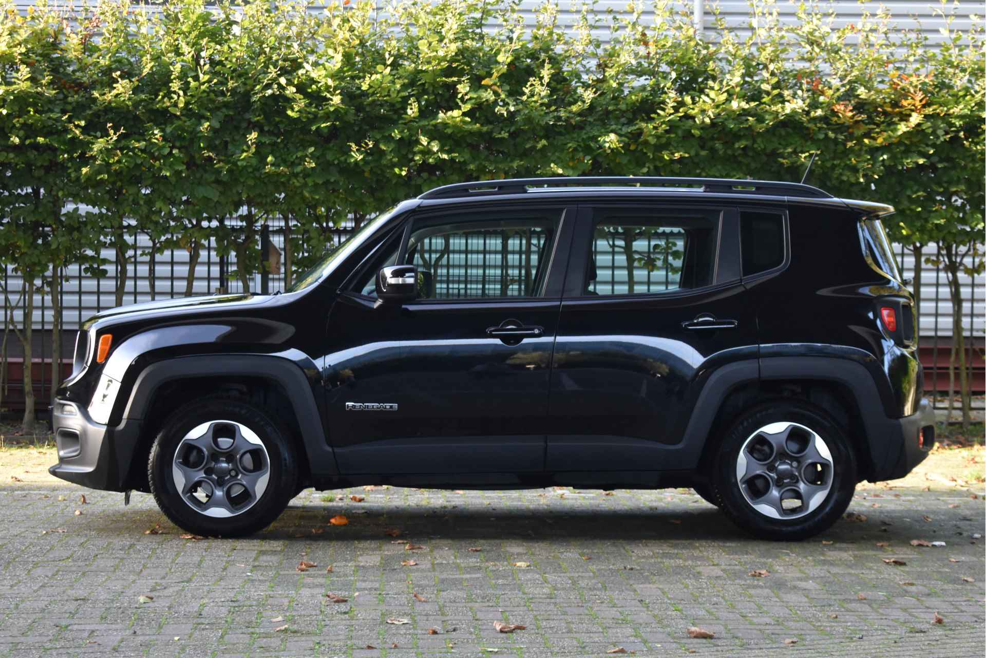 Jeep Renegade 1.4 MultiAir Latitude,ORGINEEL NEDERLANDSE AUTO , BOEKJES,NAP EN ONDERHOUDSHISTORIE Nederlandse auto.| Cruise control.|Boekjes en Onderhoud .| NAP - 4/31