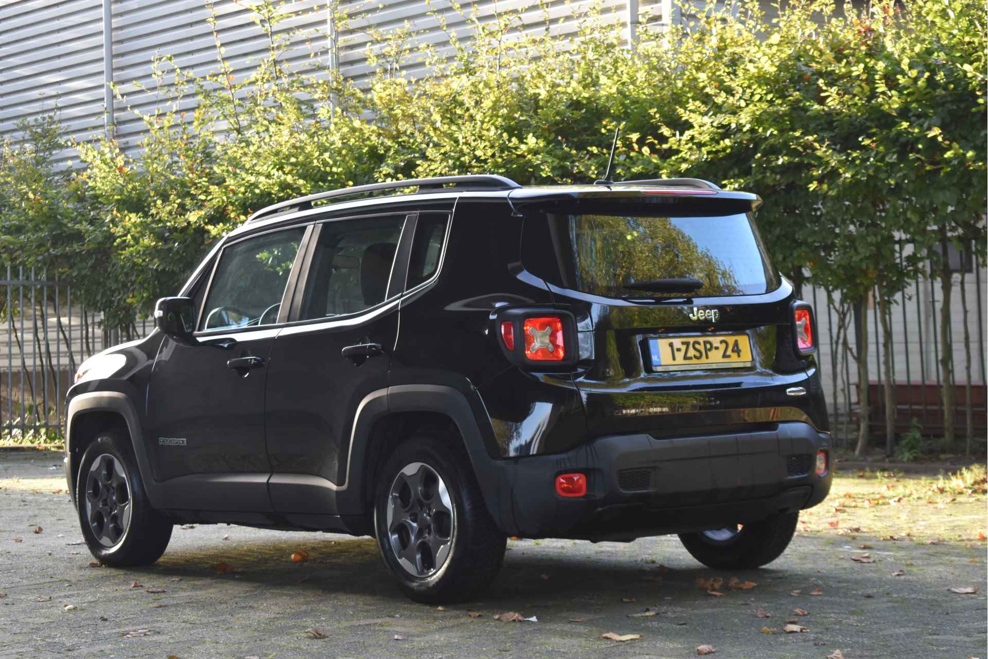 Jeep Renegade 1.4 MultiAir Latitude,ORGINEEL NEDERLANDSE AUTO , BOEKJES,NAP EN ONDERHOUDSHISTORIE Nederlandse auto.| Cruise control.|Boekjes en Onderhoud .| NAP - 5/31