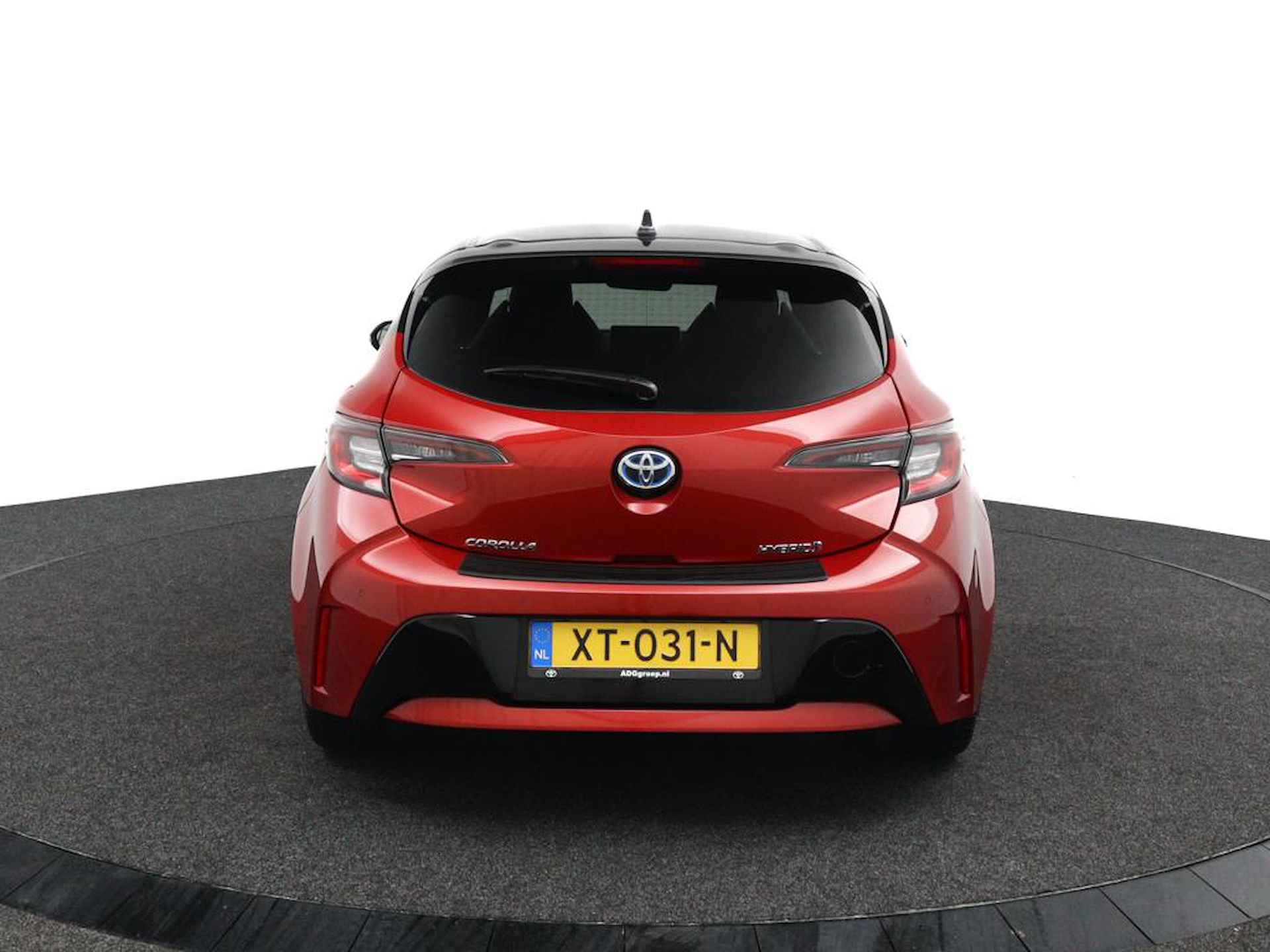 Toyota Corolla 1.8 Hybrid Executive | Origineel NL | Alcantara Bekleding | Stoelverwarming | Automatisch inparkeren | Navigatie | Keyless Entry | - 9/47