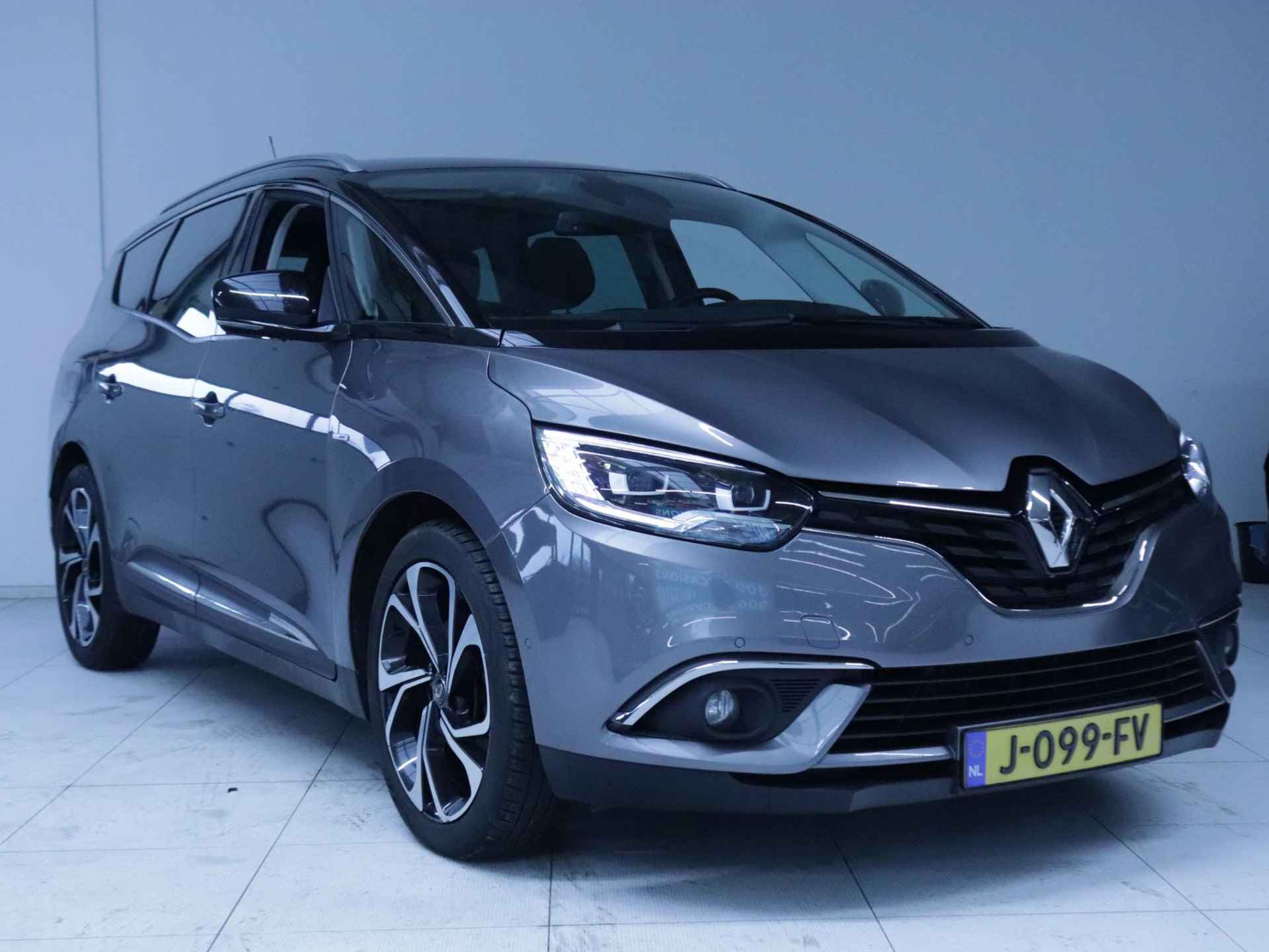 Renault Grand Scénic 1.3 TCe Bose 7p. Clima/Navi/Panoramadak - 9/45