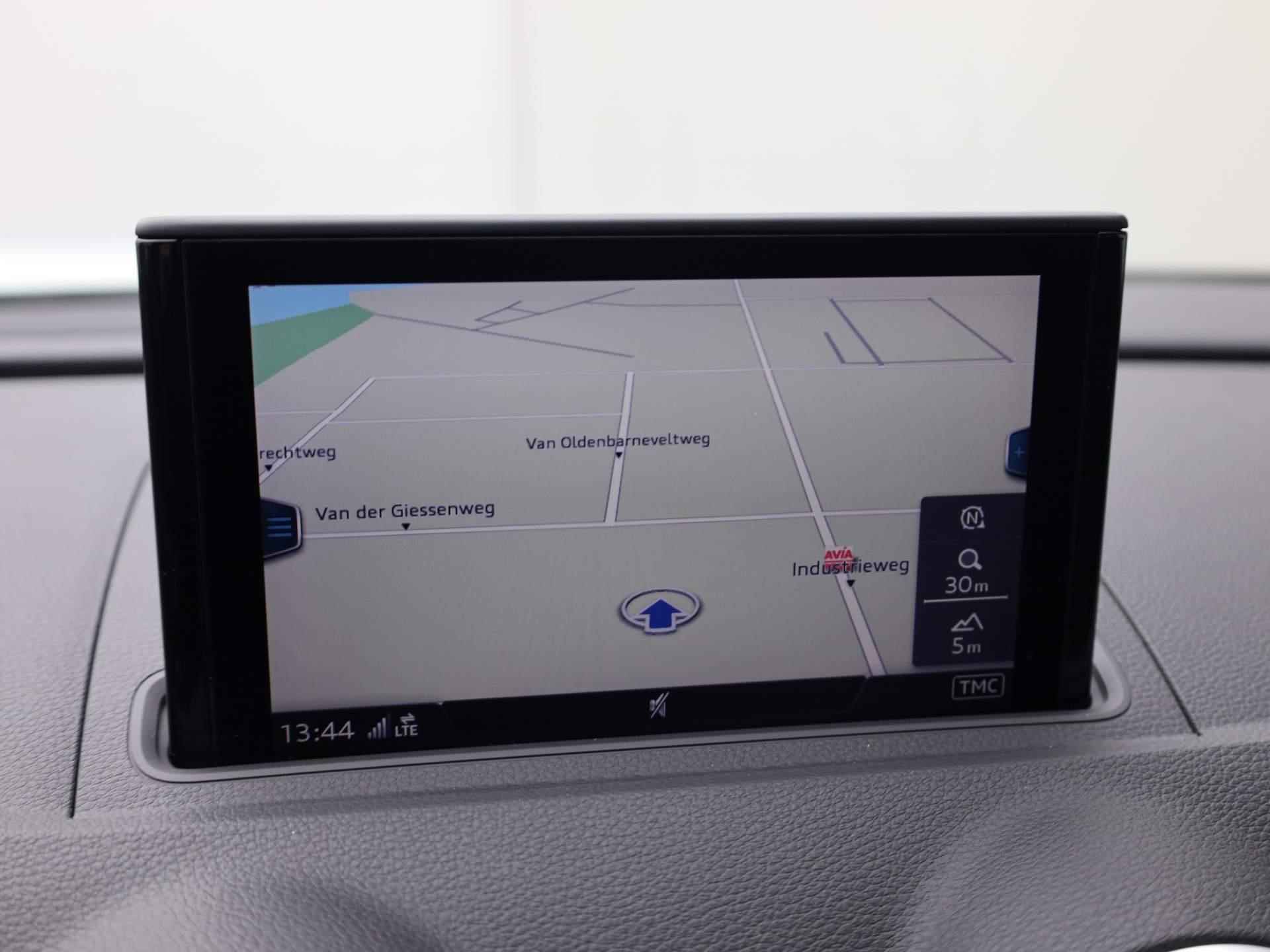 Audi A3 Sportback 35 TFSI/150PK Advance Sport · Drive select · Parkeersensoren · Virtual cockpit - 7/38