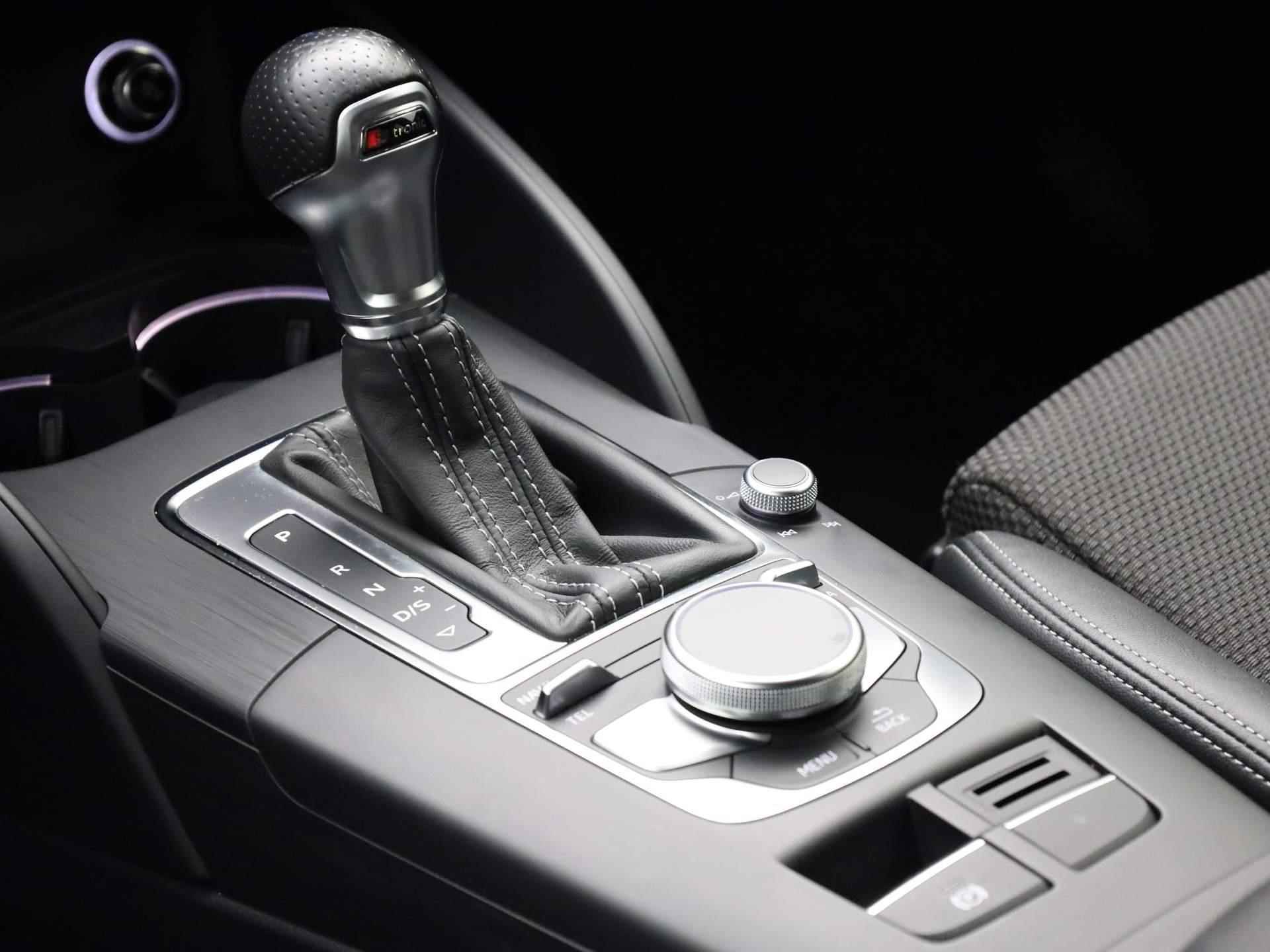 Audi A3 Sportback 35 TFSI/150PK Advance Sport · Drive select · Parkeersensoren · Virtual cockpit - 32/38