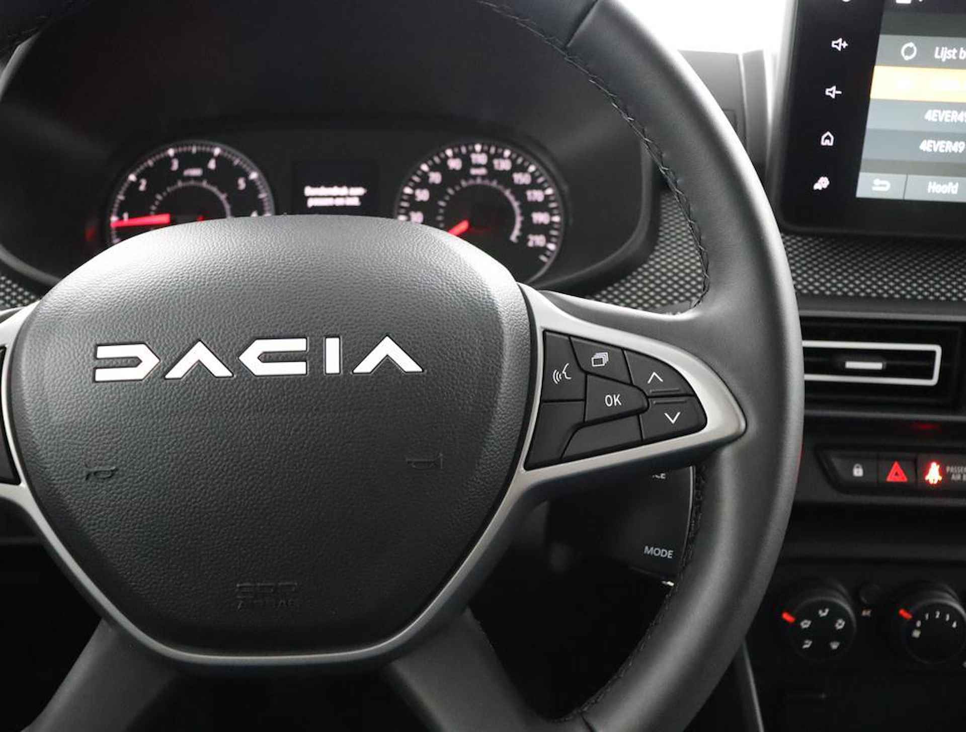 Dacia Jogger 1.0 TCe 100 ECO-G Essential 5p. - 17/54
