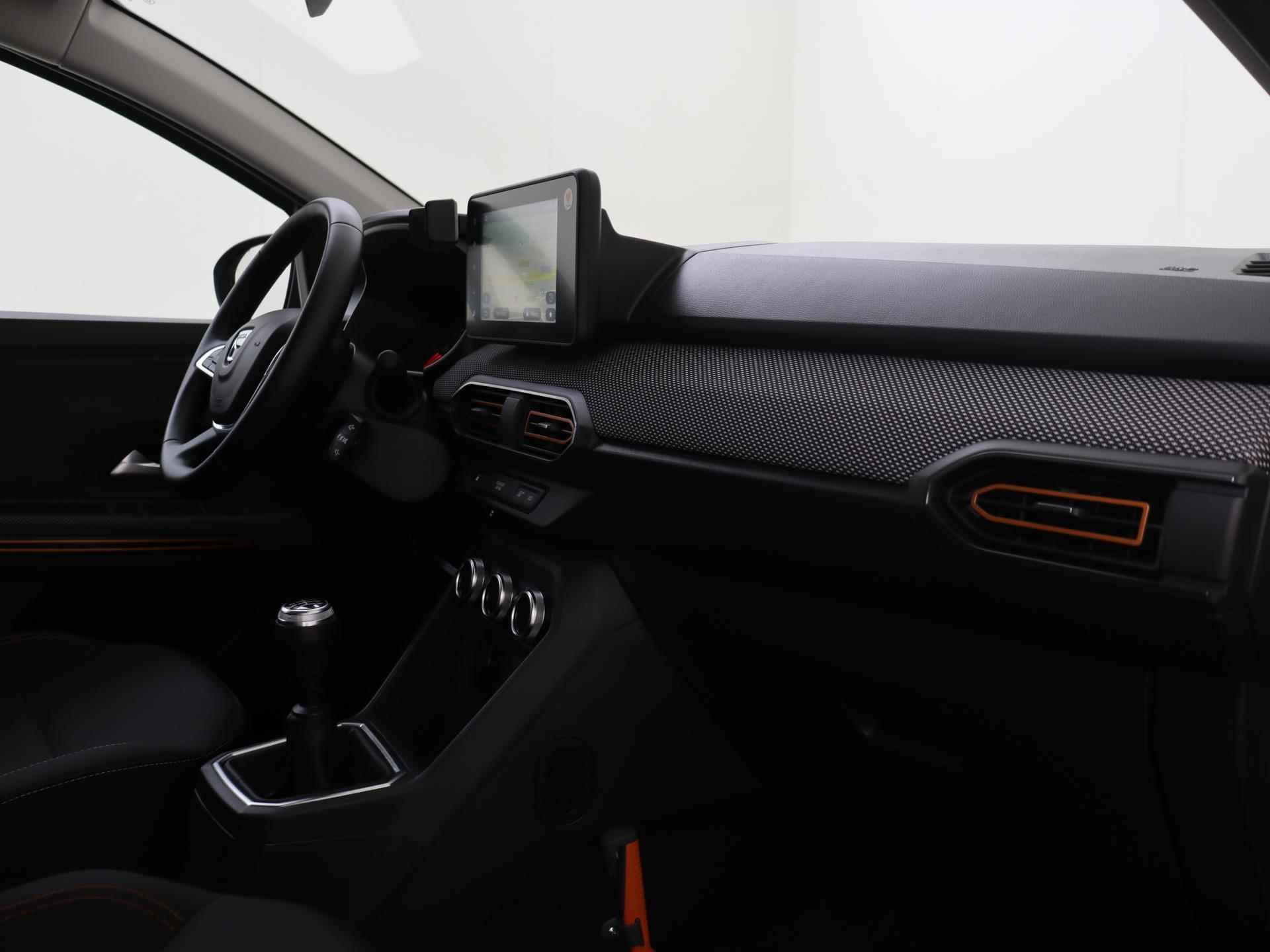Dacia Sandero Stepway 1.0 TCe 100 Bi-Fuel Comfort | Navigatie | Parkeersensoren & Camera | - 18/29