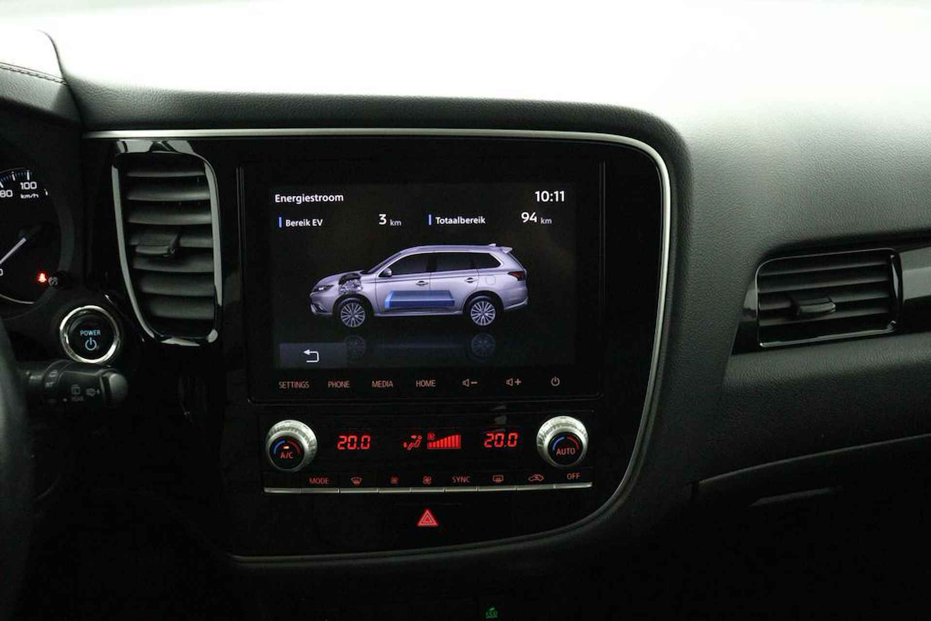 Mitsubishi Outlander 2.4 PHEV Pure | Trekhaak | 1500kg trekgewicht | Camera | Keyless entry | - 32/44