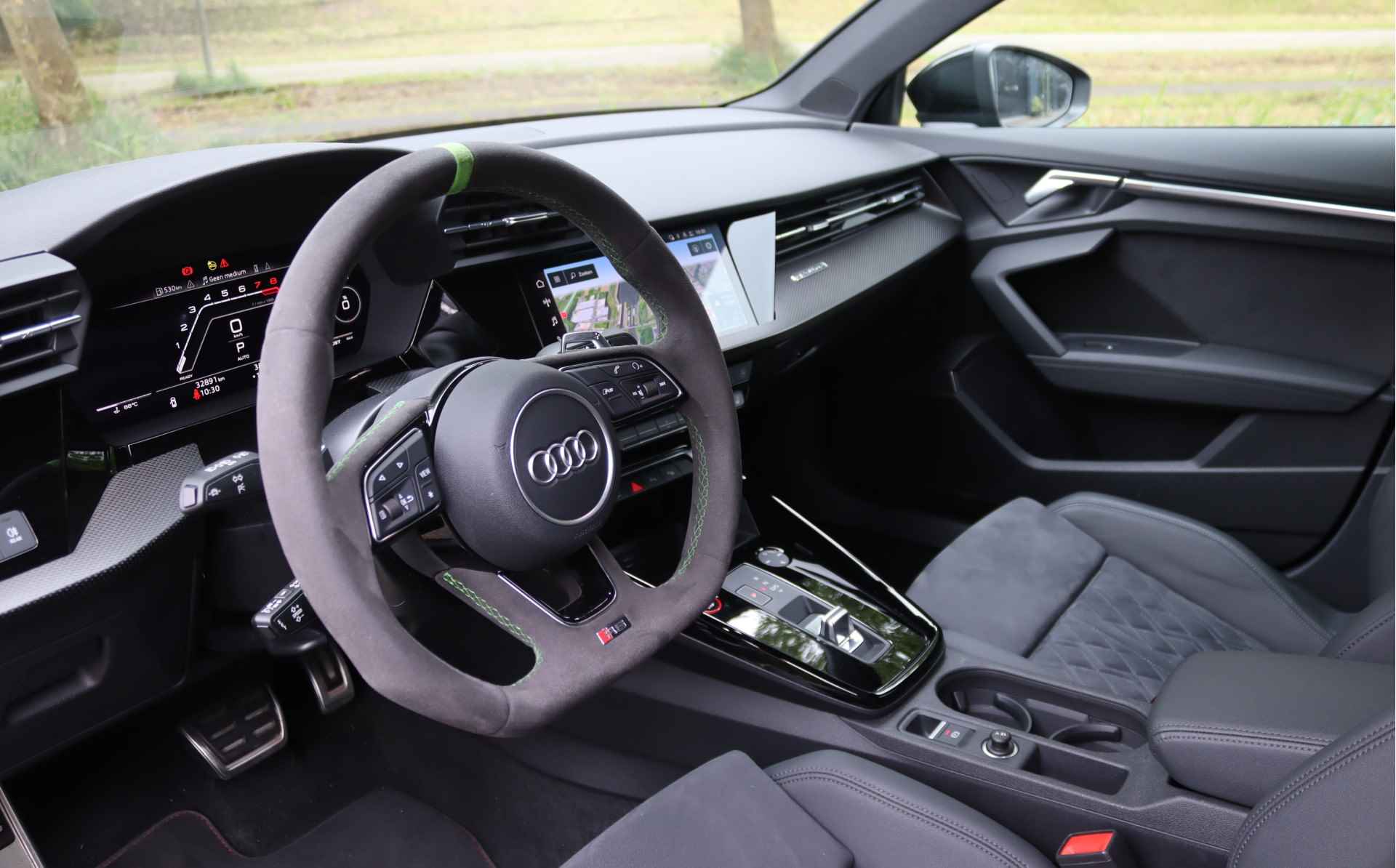 Audi RS3 2.5 TFSI quattro Keramisch/RS Dynamic +/B&O/HUD/Carbon/Matrix/Pano/Sportuitlaat - 11/44