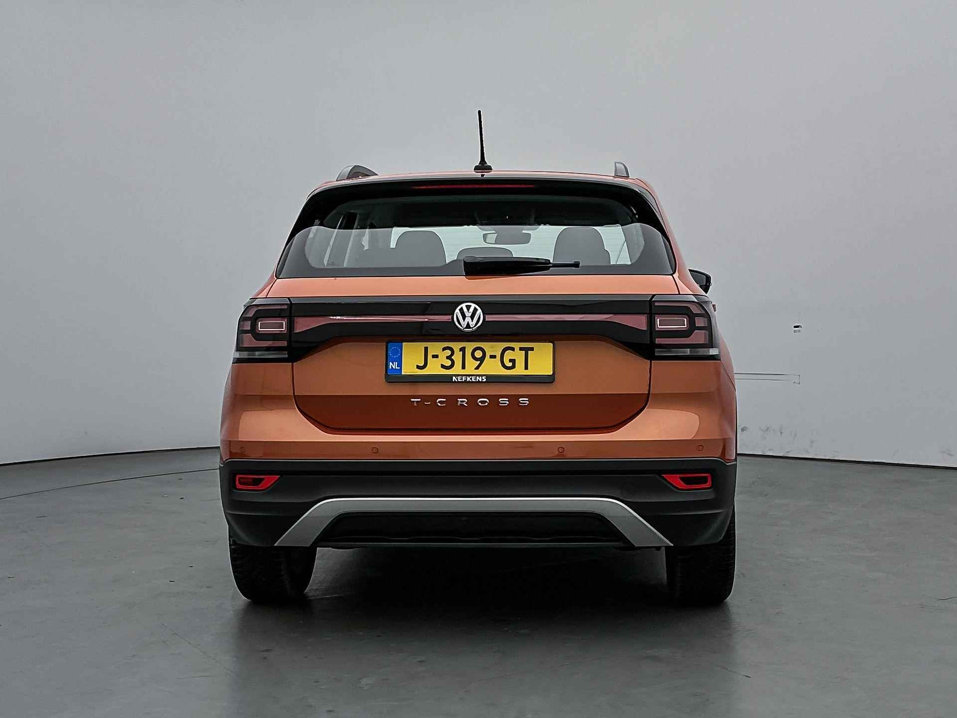 Volkswagen T-Cross SUV Life 95 pk | Navigatie | Parkeersensoren Voor en Achter | Voorstoelen Verwarmd | Dodehoek Detectie | DAB Ontvanger | LED Dagrijverlichting | Climate Control | Adaptieve Cruise Control | 16" Lichtmetalen Velgen | - 8/38