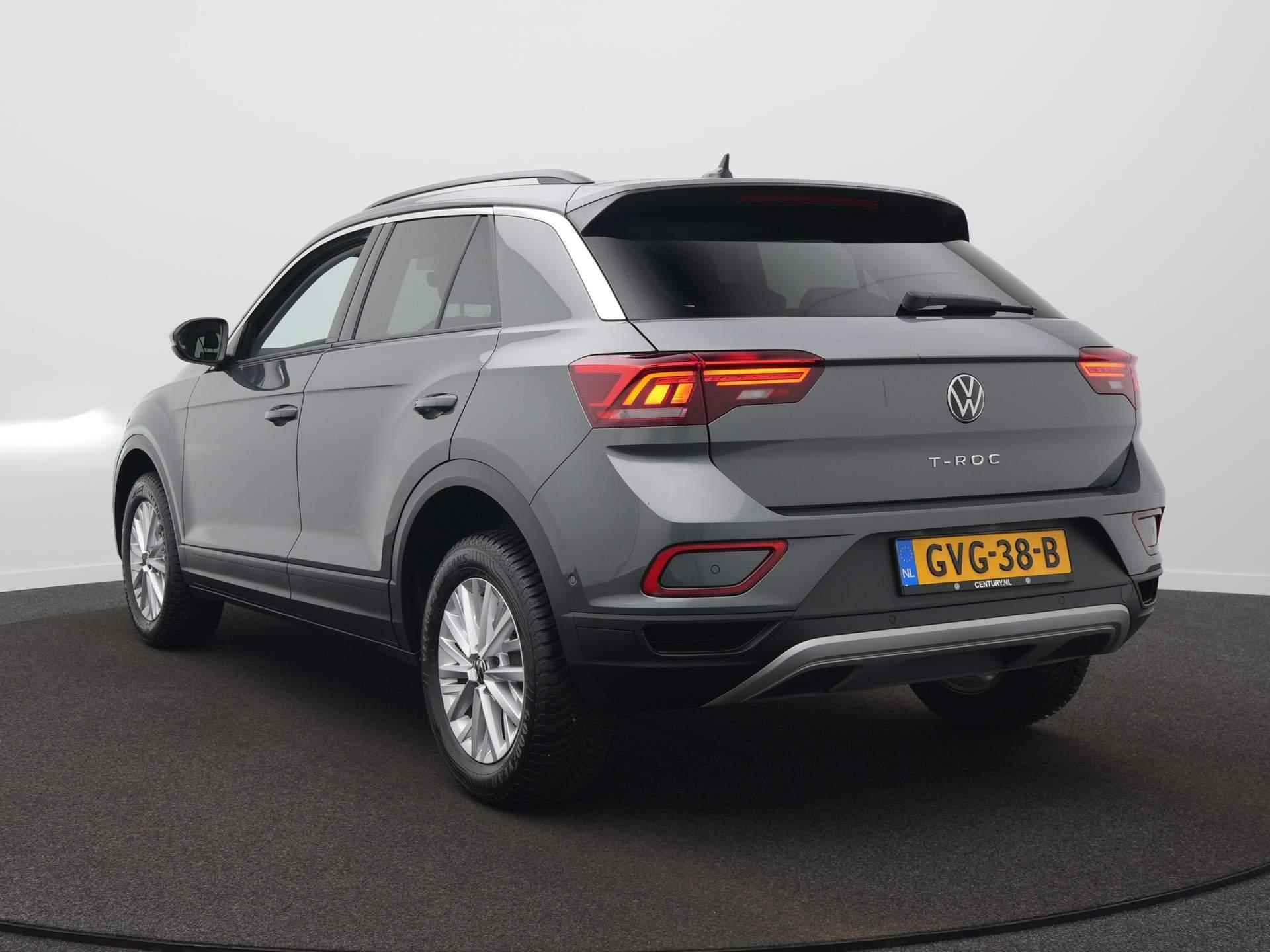 Volkswagen T-Roc 1.0 TSI Life Navi / Clima / Sensoren / Stoelverwarming - 7/39