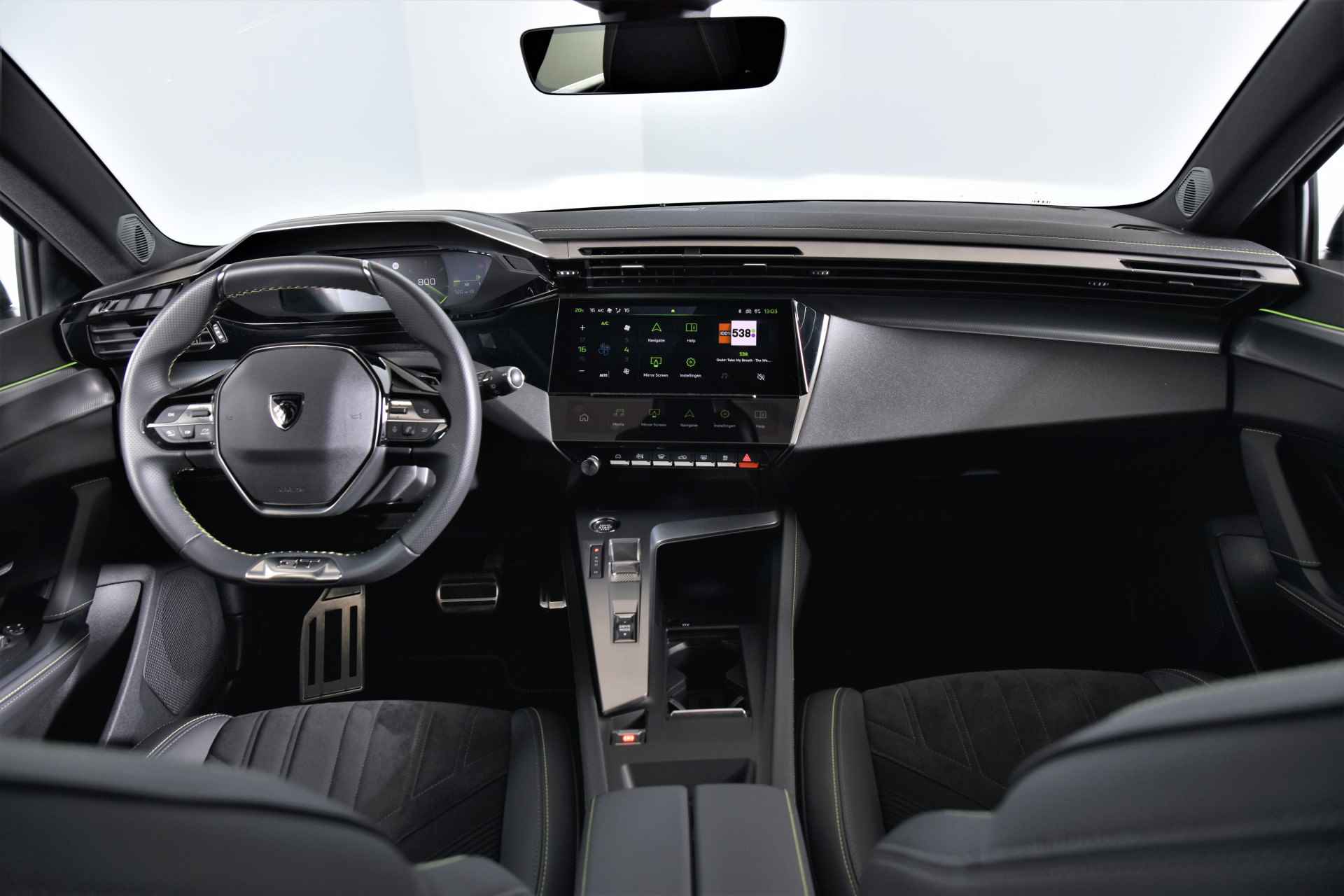 Peugeot 308 1.2 PureTech 130 PK GT - Automaat | 3D Dig. Cockpit | Adapt. Cruise | PDC | Camera | NAV+App. Connect | ECC | DAB | LM 18" | - 4/48