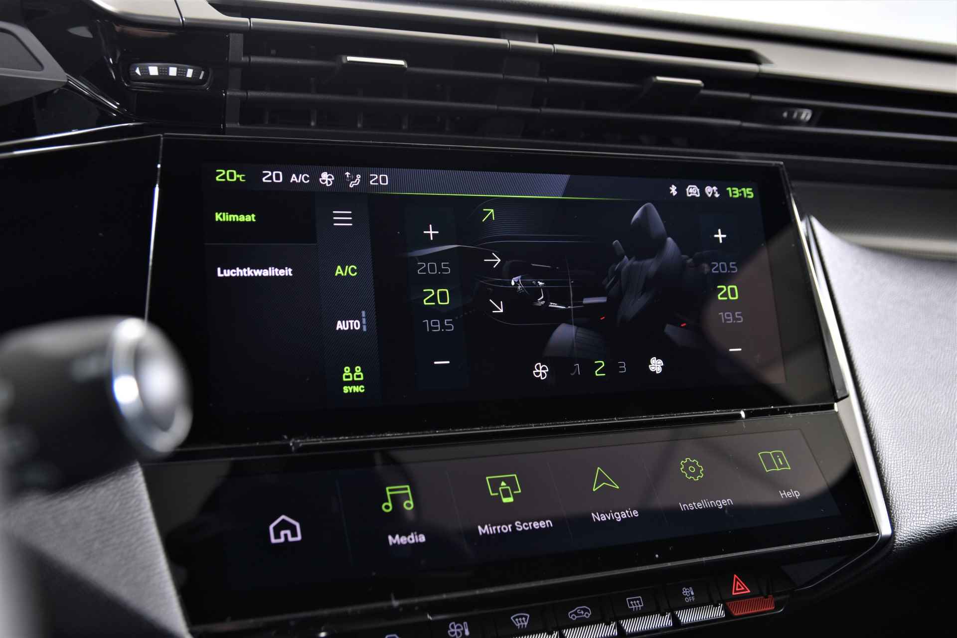 Peugeot 308 1.2 PureTech 130 PK GT - Automaat | 3D Dig. Cockpit | Adapt. Cruise | PDC | Camera | NAV+App. Connect | ECC | DAB | LM 18" | - 28/48