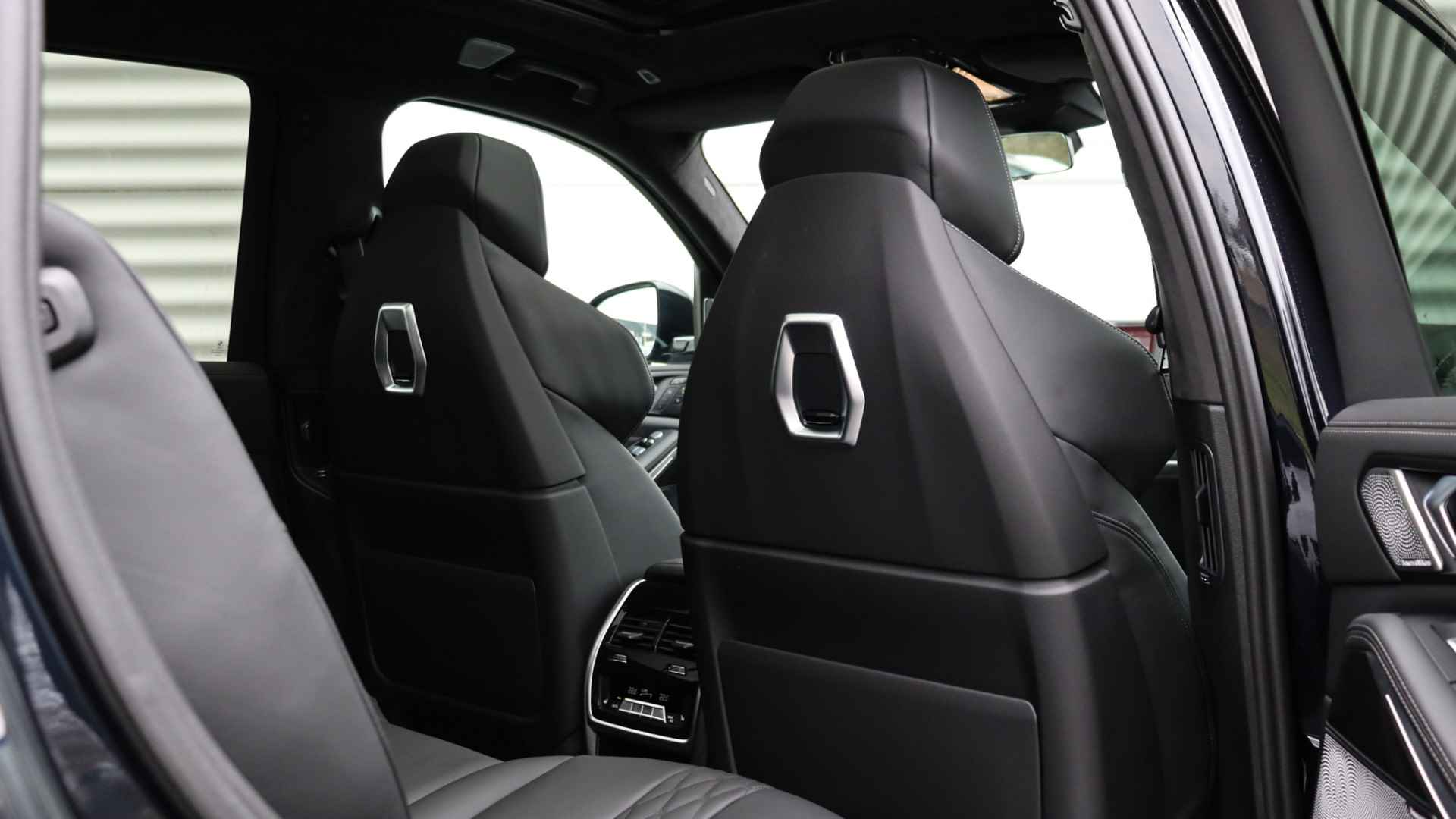 BMW X7 xDrive40d M-Sport Pro | Sky Lounge | Massage | Bowers & Wilkins | Standkachel | Stoelventilatie | - 35/47