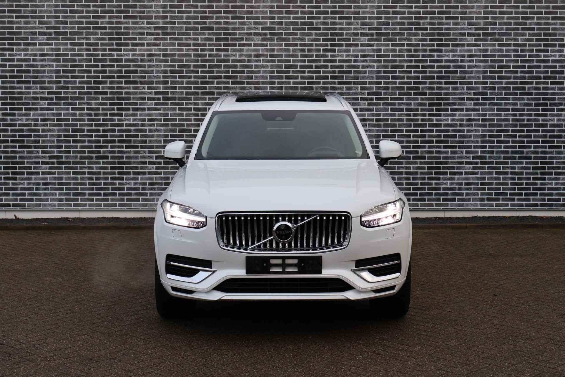 Volvo XC90 2.0 T8 Recharge AWD Inscription | Panoramadak | Head-up Display | Trekhaak | Harman Kardon Audio | 360 Parkeercamera | Stoel/Stuurverwarming | Standkachel | Actieve LED koplampen | 21 inch velgen | - 3/32