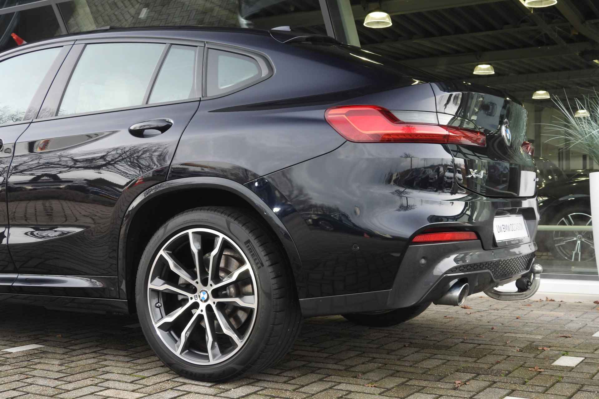 BMW X4 xDrive20i High Executive M Sport Automaat / Panoramadak / Trekhaak / Sportstoelen / Adaptieve LED / Parking Assistant Plus / M Sportonderstel - 17/47