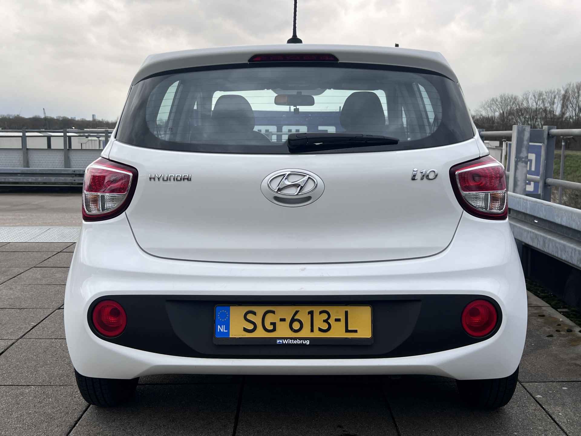 Hyundai i10 1.0i Comfort | Airco | Navigatie - 8/26