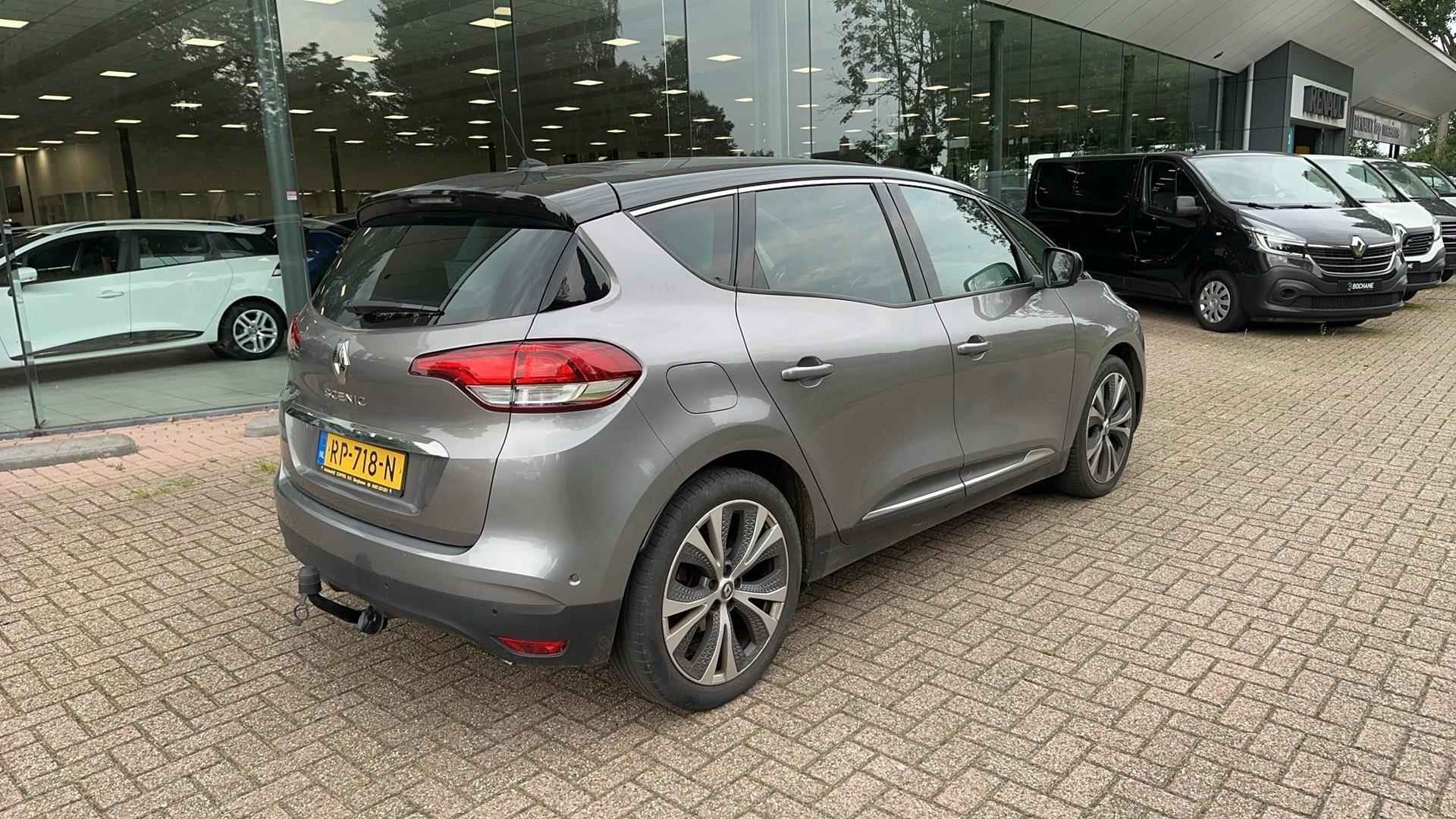 Renault Scénic 1.2 TCe 130 Intens | Trekhaak | Panoramadak | Parkeersensoren voor, zij en achteruitrijcamera - 3/14