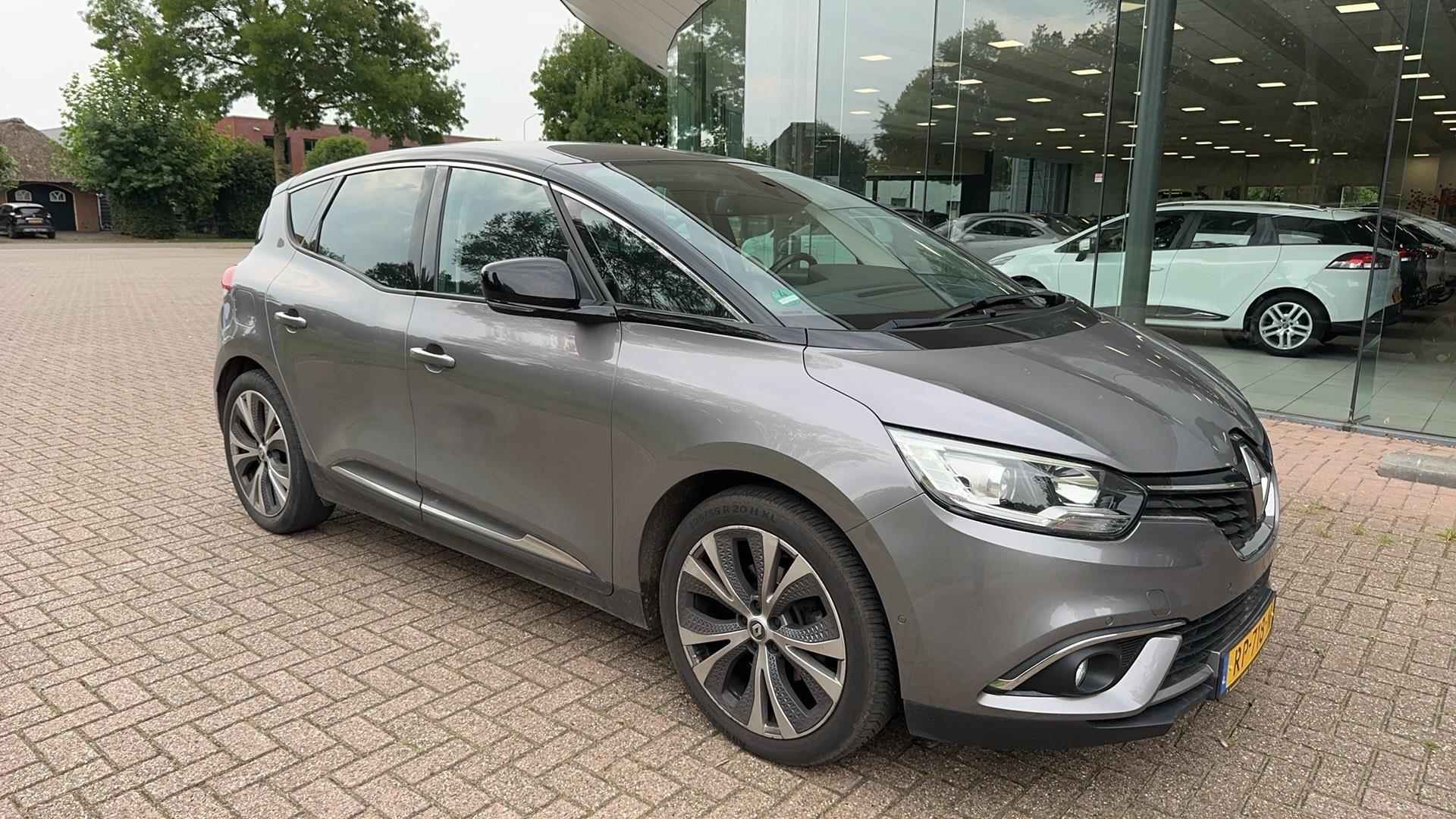 Renault Scénic 1.2 TCe 130 Intens | Trekhaak | Panoramadak | Parkeersensoren voor, zij en achteruitrijcamera - 6/14