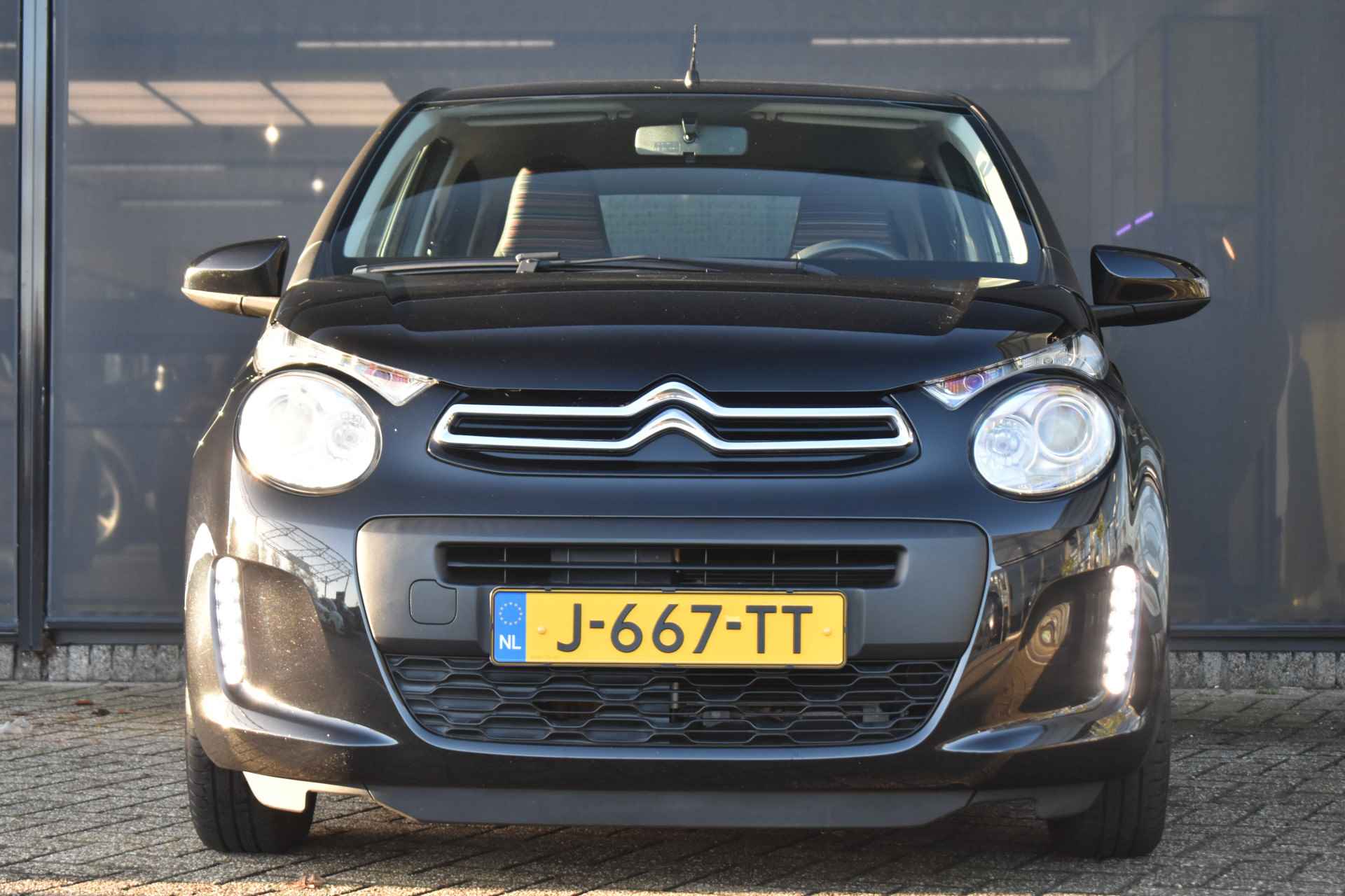 Citroën C1 1.0 VTi Feel | Navigatie By App | Achteruitrijcamera | Bluetooth | Airco | Snelheidsbegrenzer | Elektr. Ramen | !! - 5/39