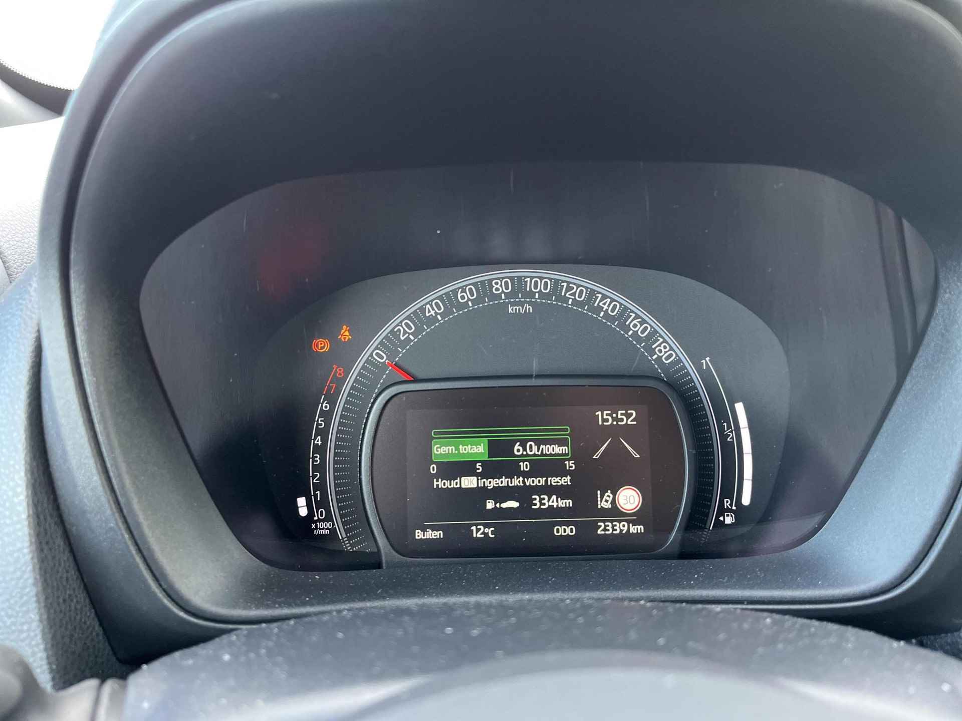 Toyota Aygo X 1.0 VVT-i MT Pulse | Apple CarPlay/Adroid auto | Achteruitrijcamera - 18/28