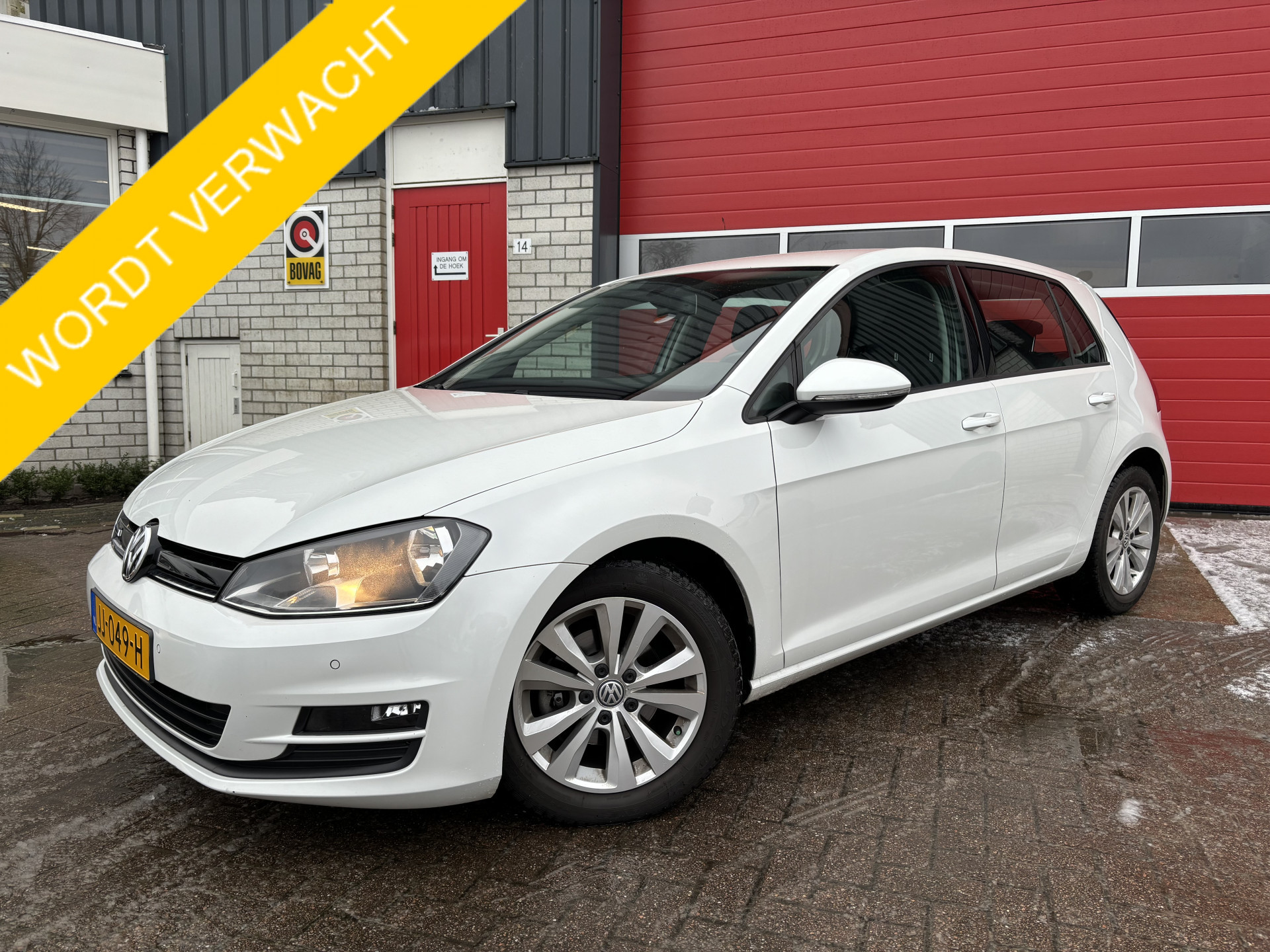 Volkswagen Golf 1.0 TSI Comfortline TREKHAAK / MIRRORLINK / CLIMA / PDC / BLUETOOTH / CRUISE / NL-AUTO