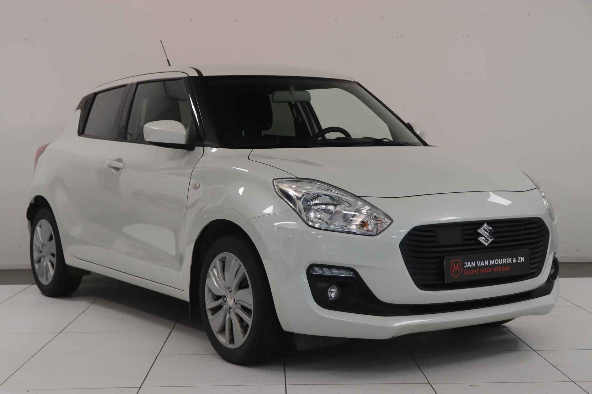 Suzuki Swift 1.2 Select | Automaat | Airco | android auto apple carplay | cruise control adaptief | - 9/29