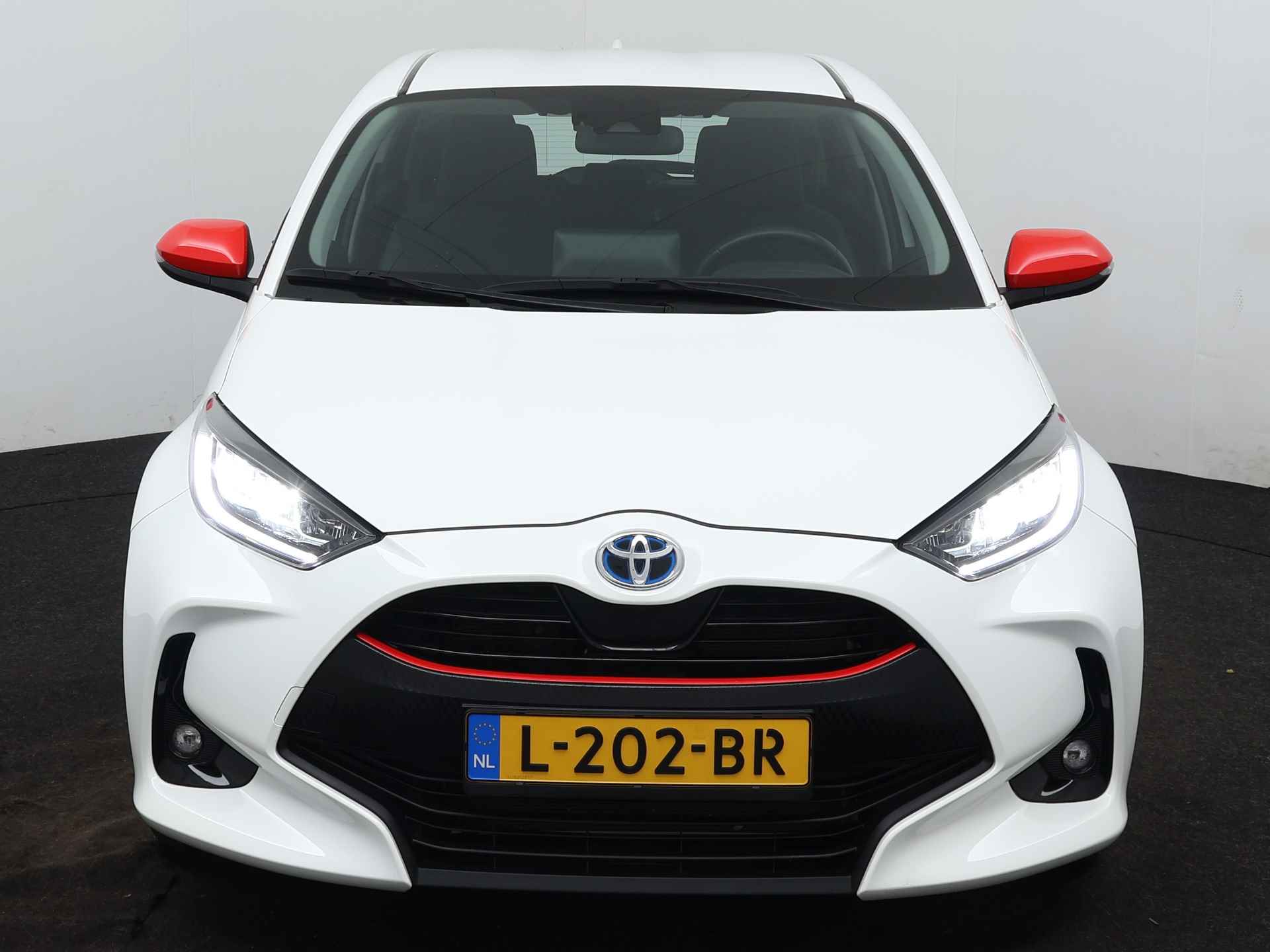 Toyota Yaris 1.5 Hybrid Dynamic | Navigatie | Apple CarPlay | Trekhaak | Camera | - 26/41