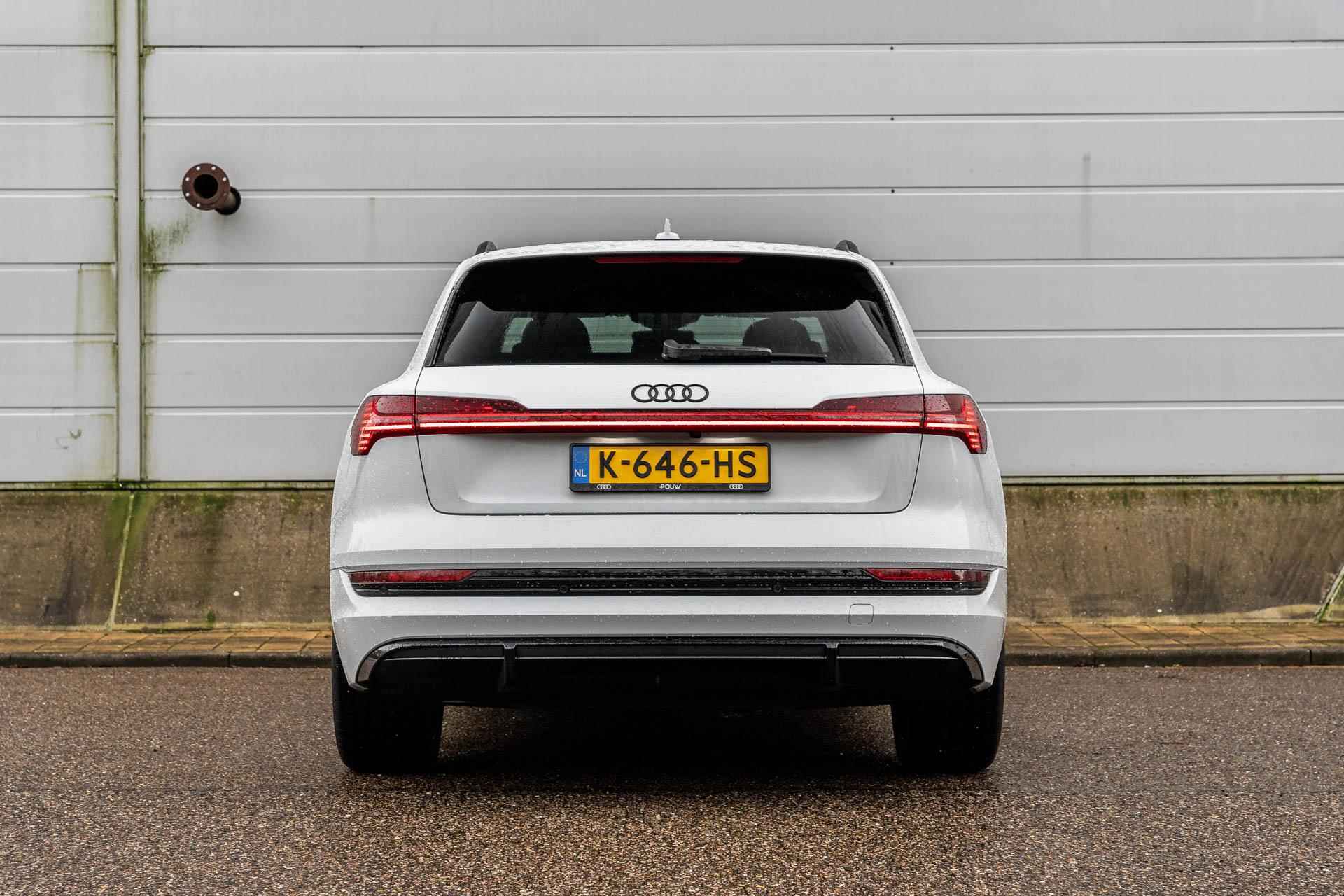 Audi e-tron 50 313pk quattro S Edition 71 kWh | Luchtvering | Panoramadak | Optiek Zwart - 11/60