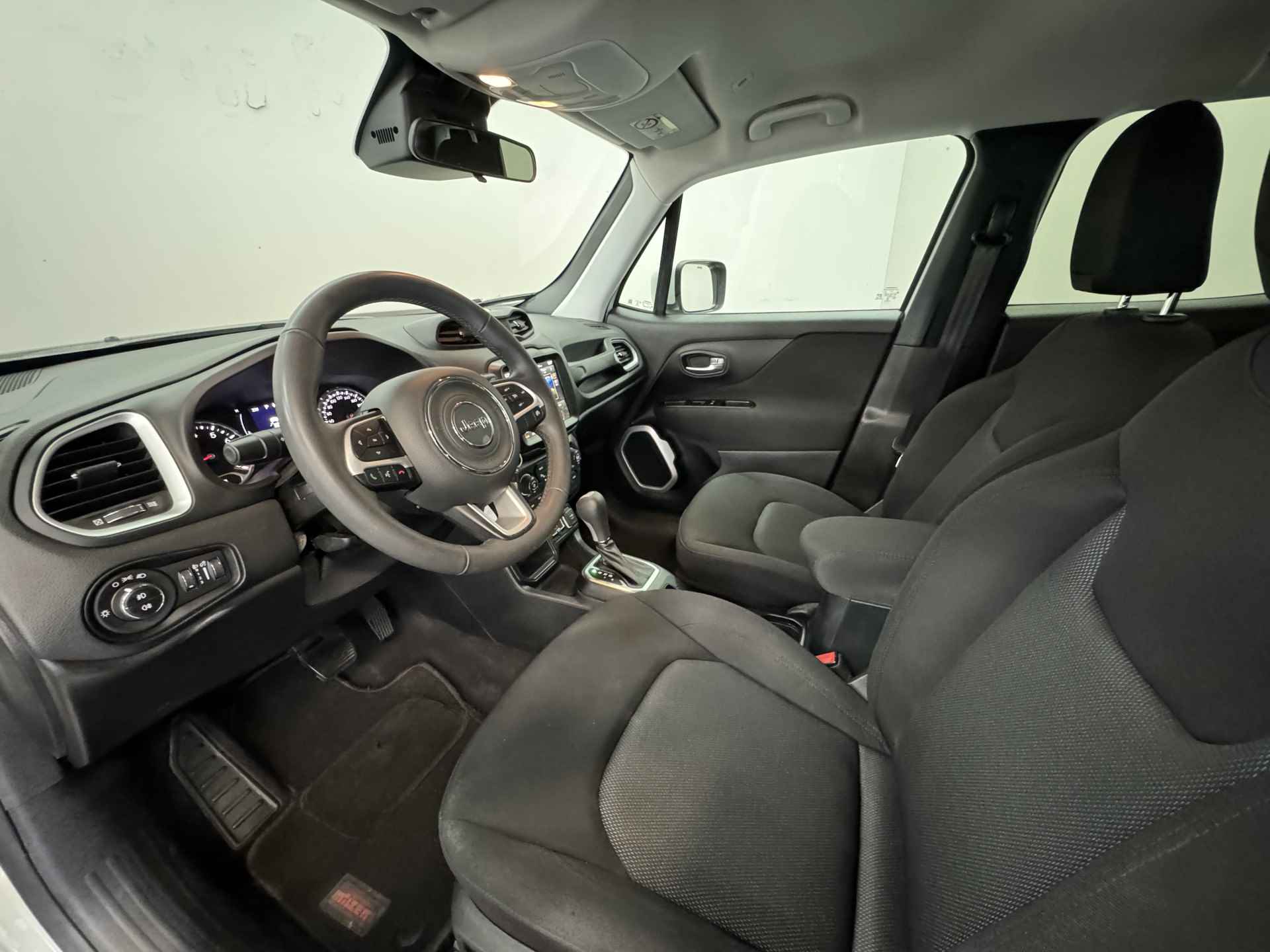 Jeep Renegade 1.3T Freedom✅Airco✅DAB✅Trekhaak✅Navigatie✅Automaat✅Cruise Control✅ - 4/82