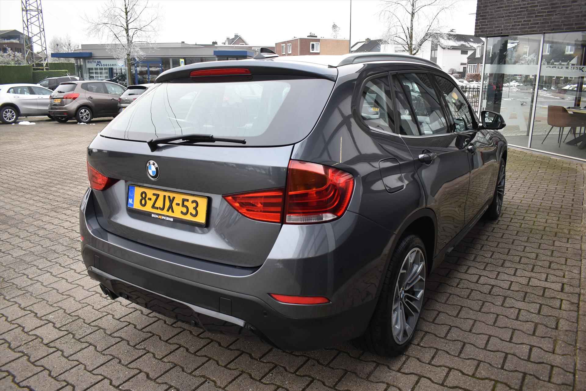 BMW X1 sDrive 20i 184pk Automaat High Executive - 19/39