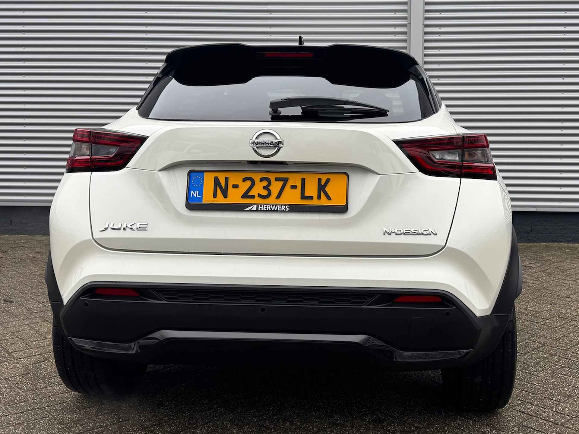 NISSAN Juke 1.0 DIG-T 117pk N-Design | Navigatie | Climate Control | Camera | Sensoren voor en achter | - 4/40