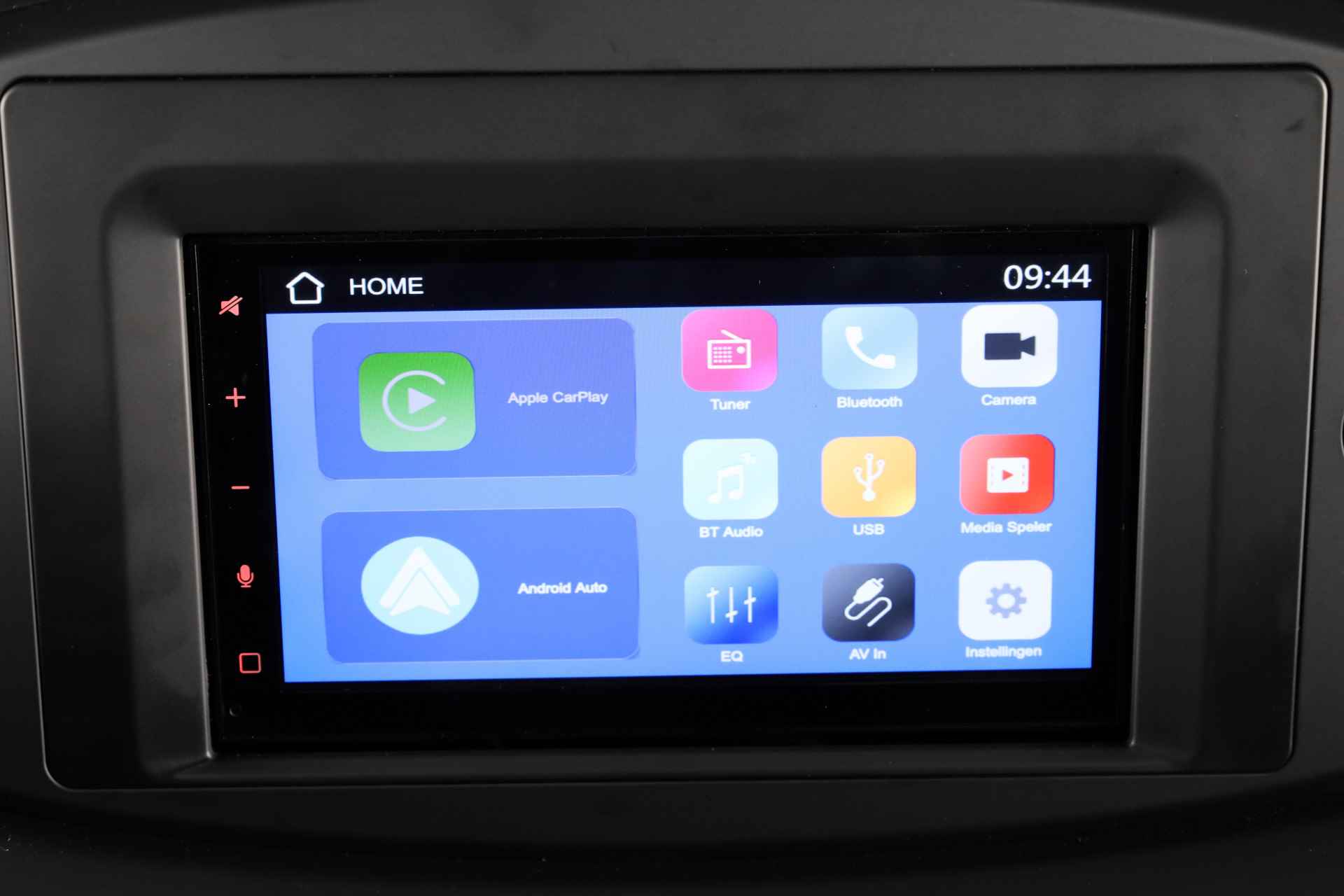 Toyota Aygo X 1.0 VVT-i MT Black & Red *Demo* | Apple Carplay / Android Auto | Parkeercamera | - 7/32