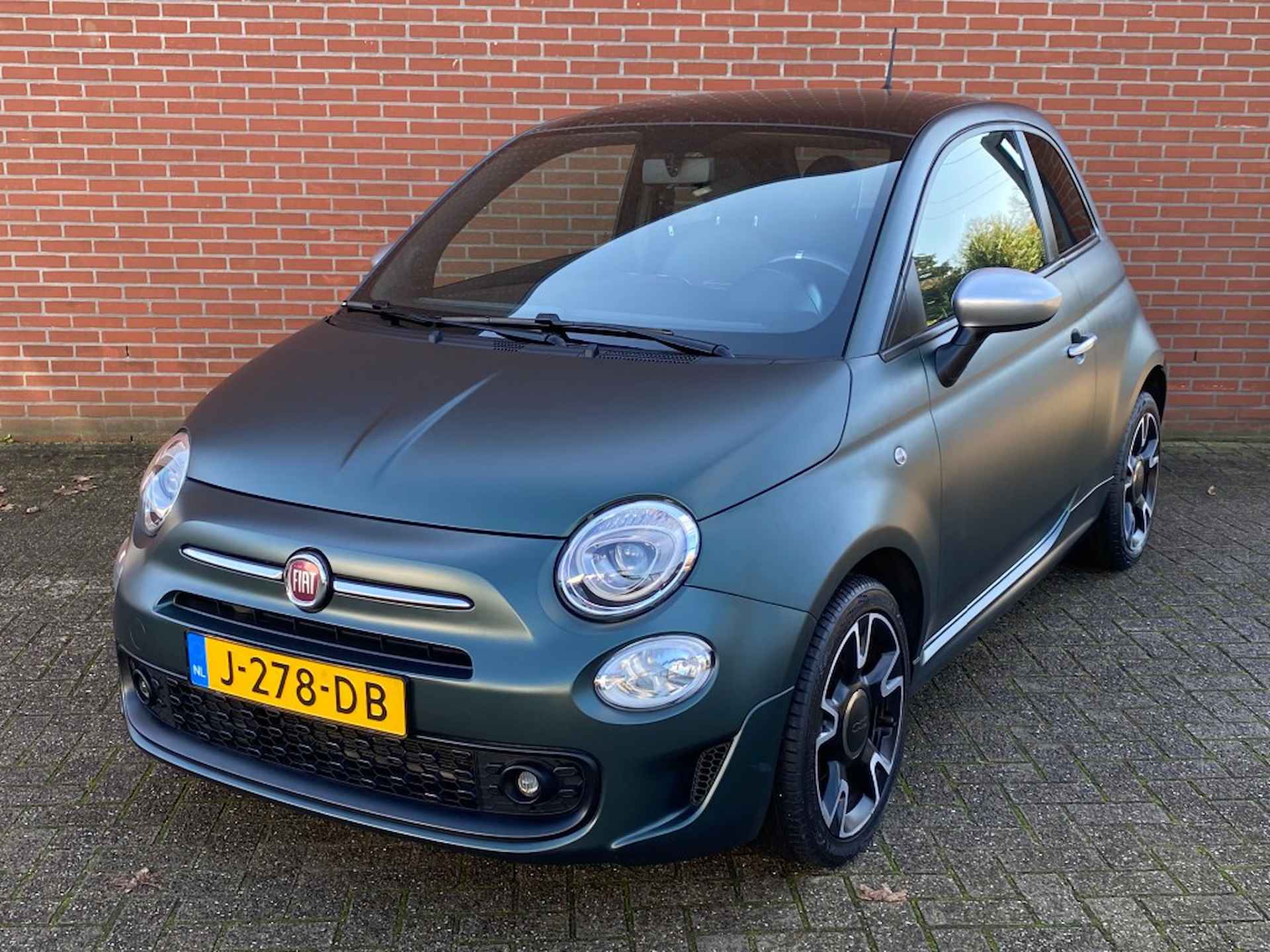 FIAT 500 1.0 HYBR. ROCKSTAR CRUISE CARPLAY PANO PDC LMV - 2/24