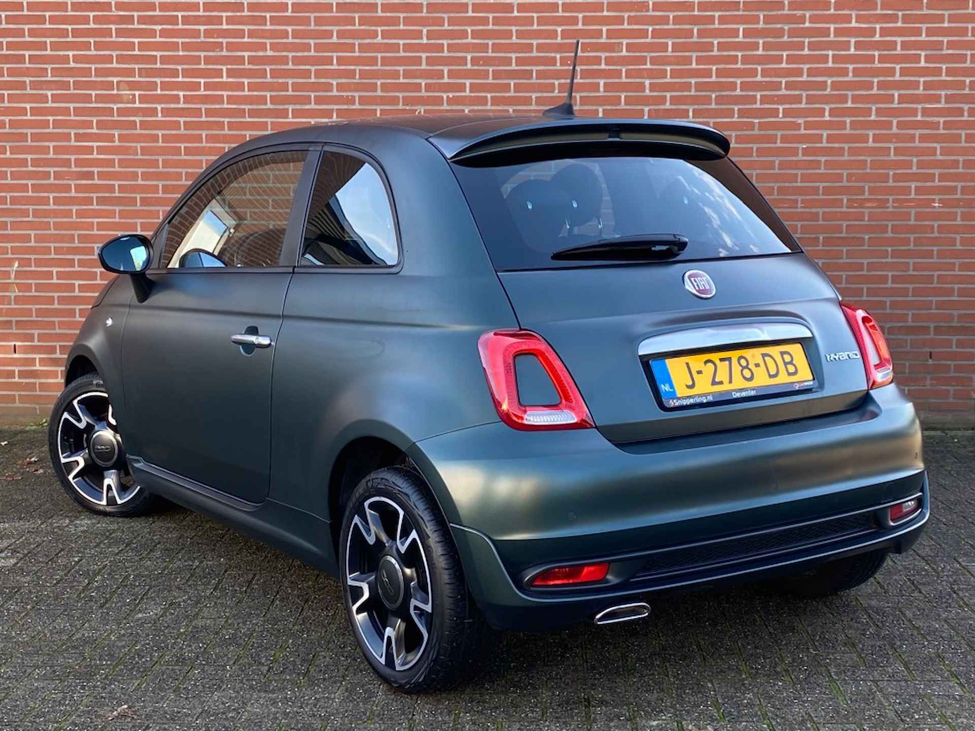 FIAT 500 1.0 HYBR. ROCKSTAR CRUISE CARPLAY PANO PDC LMV - 4/24