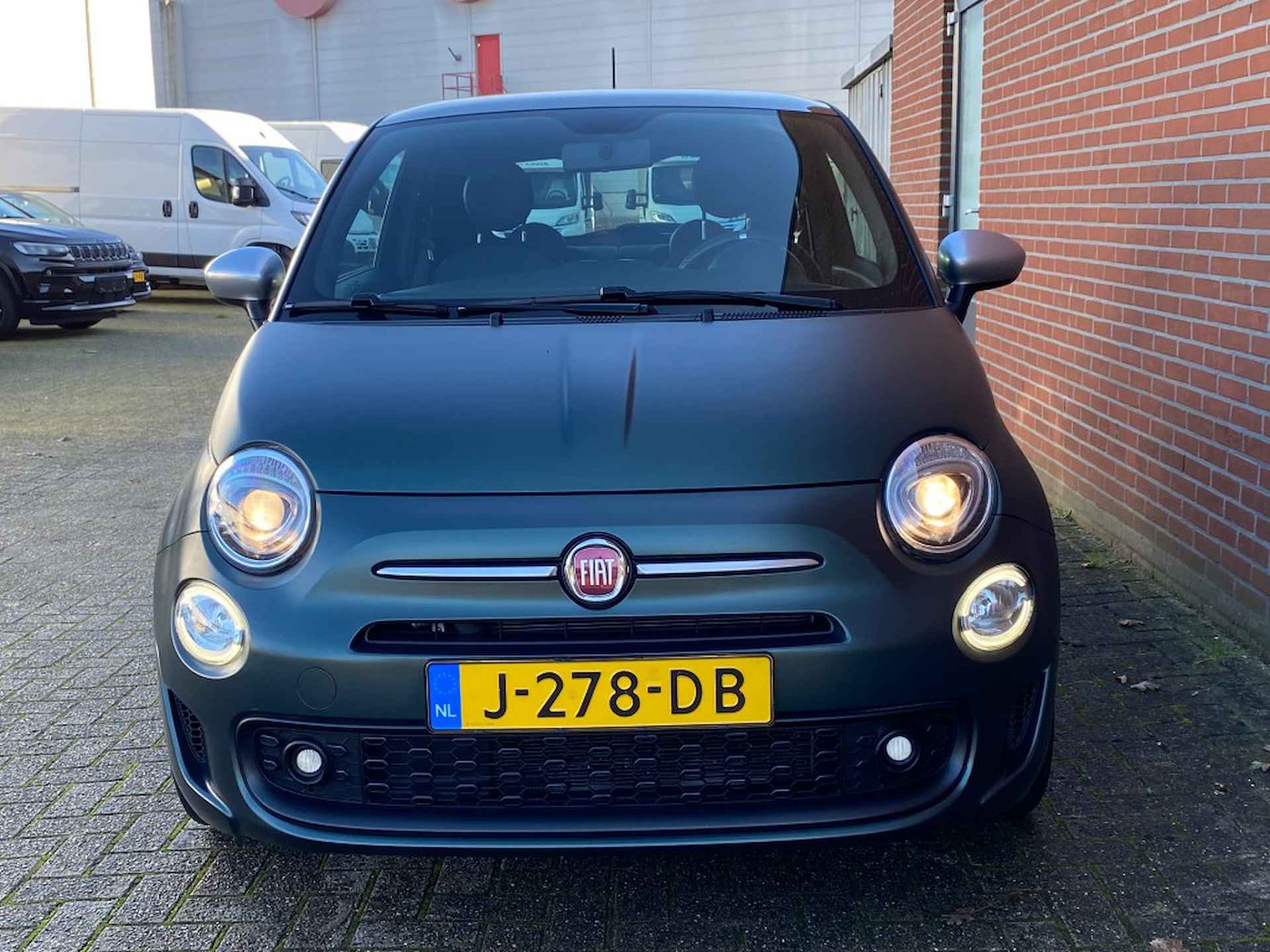 FIAT 500 1.0 HYBR. ROCKSTAR CRUISE CARPLAY PANO PDC LMV - 22/24