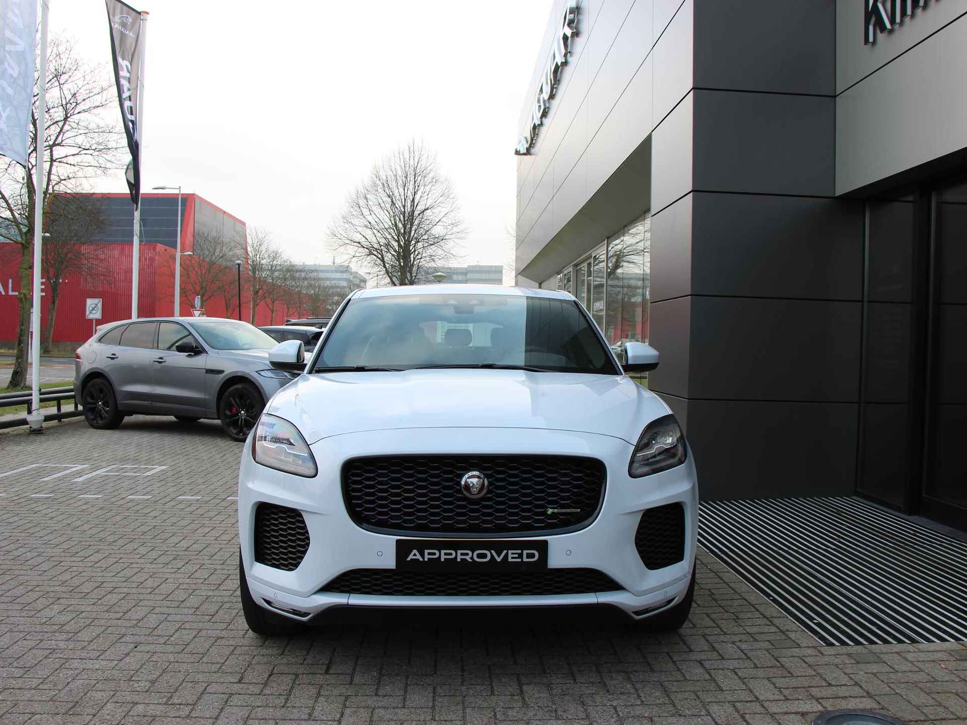 Jaguar E-PACE 2.0 P200 AWD Chequered Flag - 3/30