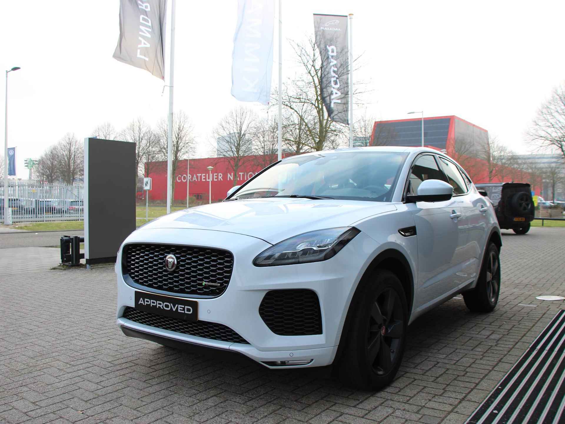 Jaguar E-PACE 2.0 P200 AWD Chequered Flag - 4/30