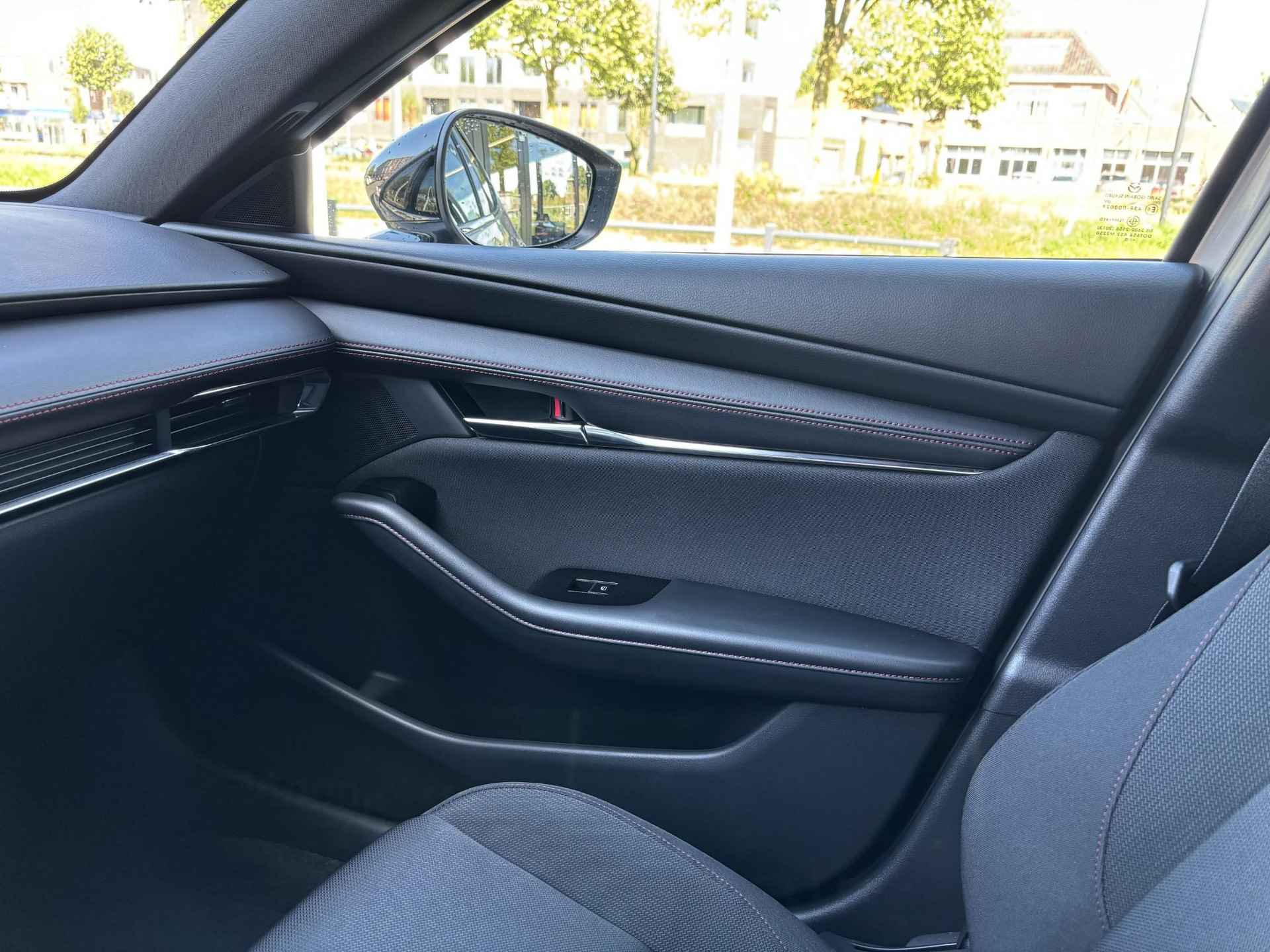 Mazda 3 2.0 e-Sky-G 150 Homura /1e eigenaar/Dealeronderhouden/Navi/ECC/Keyless/HUD/CarPlay - 20/30