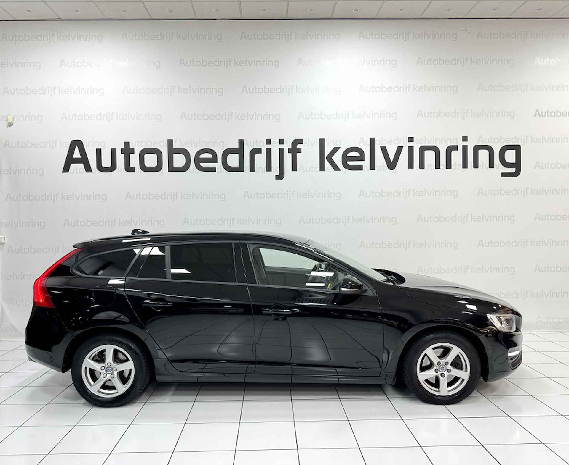 Volvo V60 2.0 D2 Kinetic Bovag garantie Automaat - 5/34