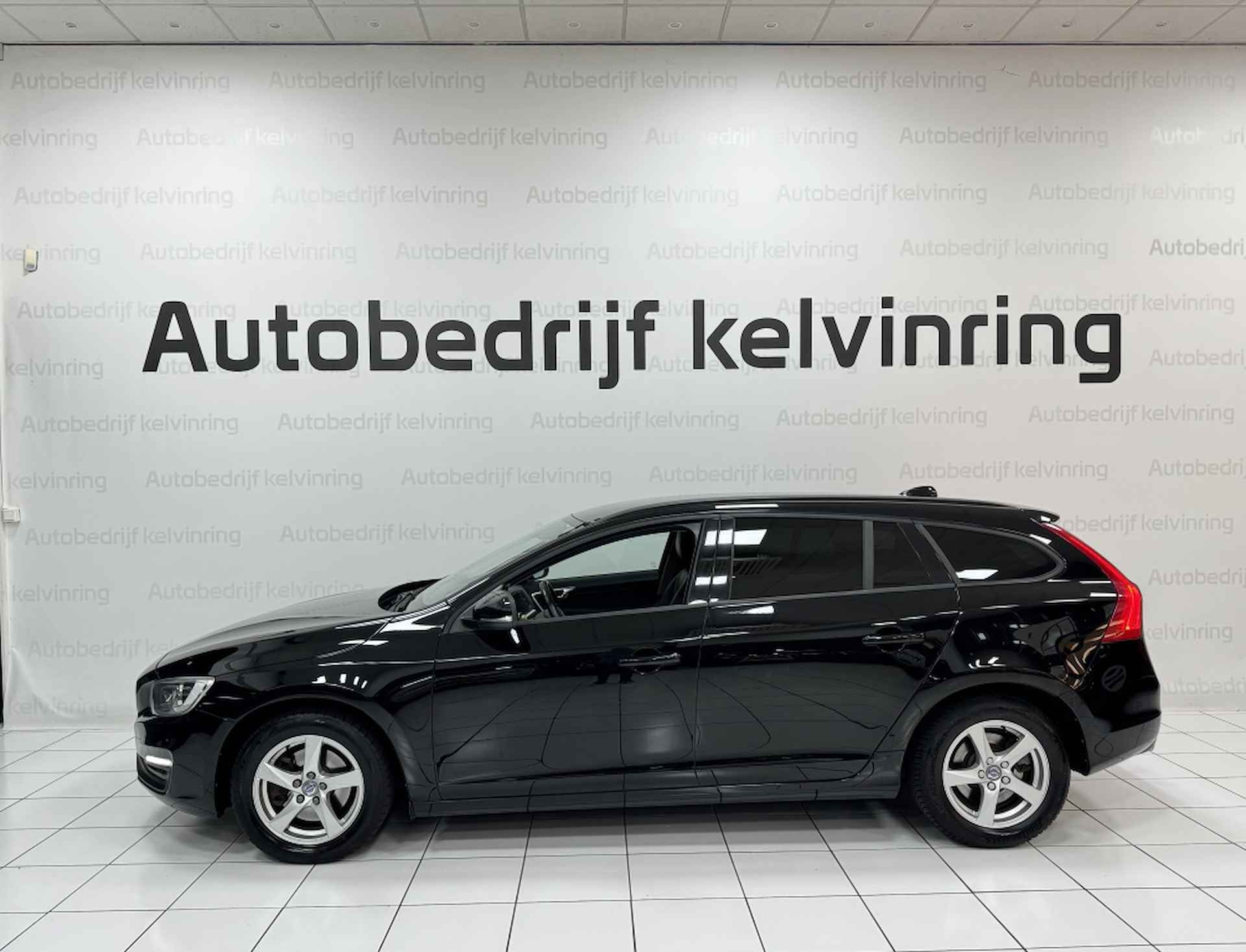 Volvo V60 2.0 D2 Kinetic Bovag garantie Automaat - 6/34